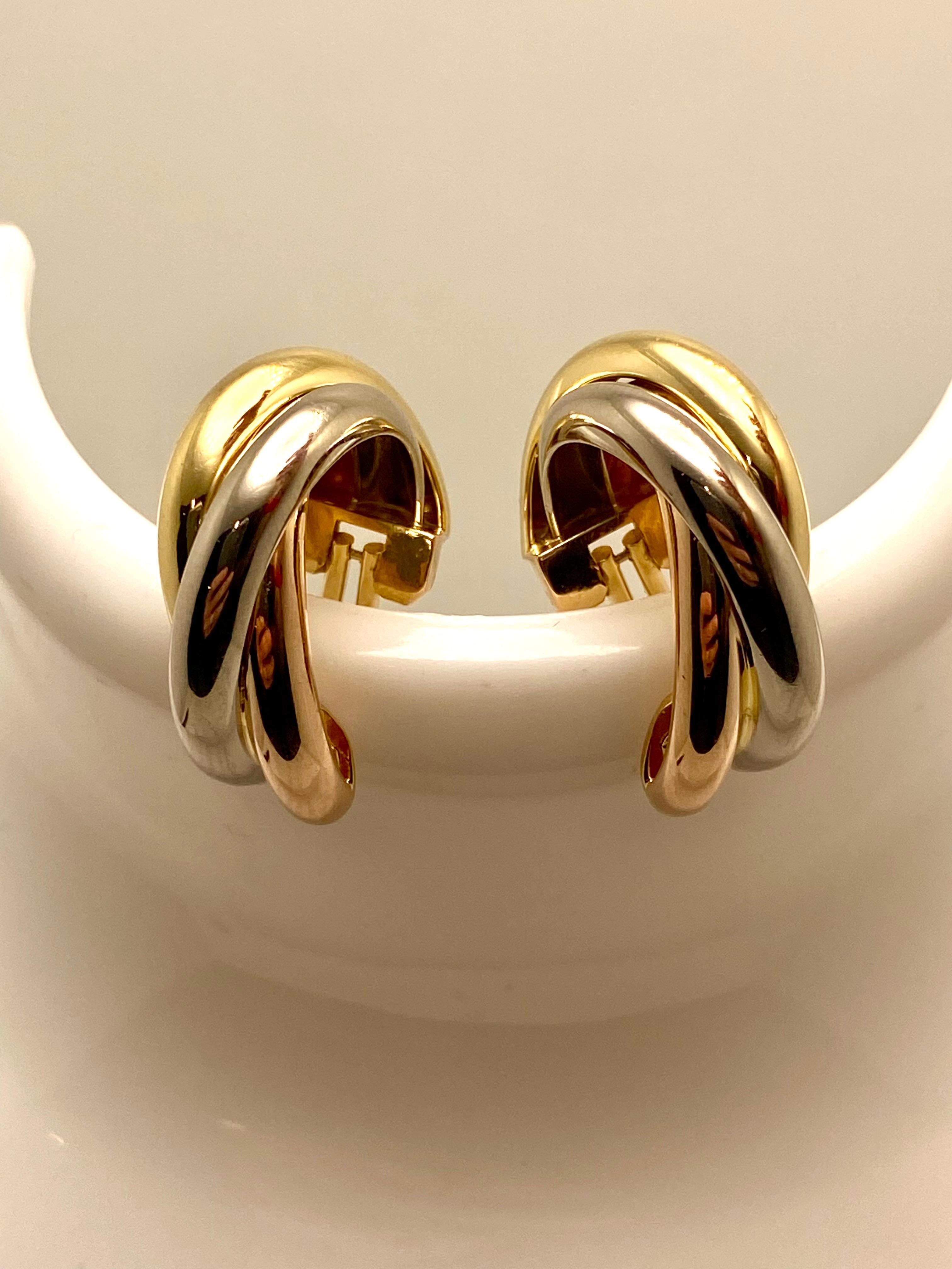 Boucles d'oreilles Trinité de Cartier en or jaune, blanc et rose 18 carats en vente 3