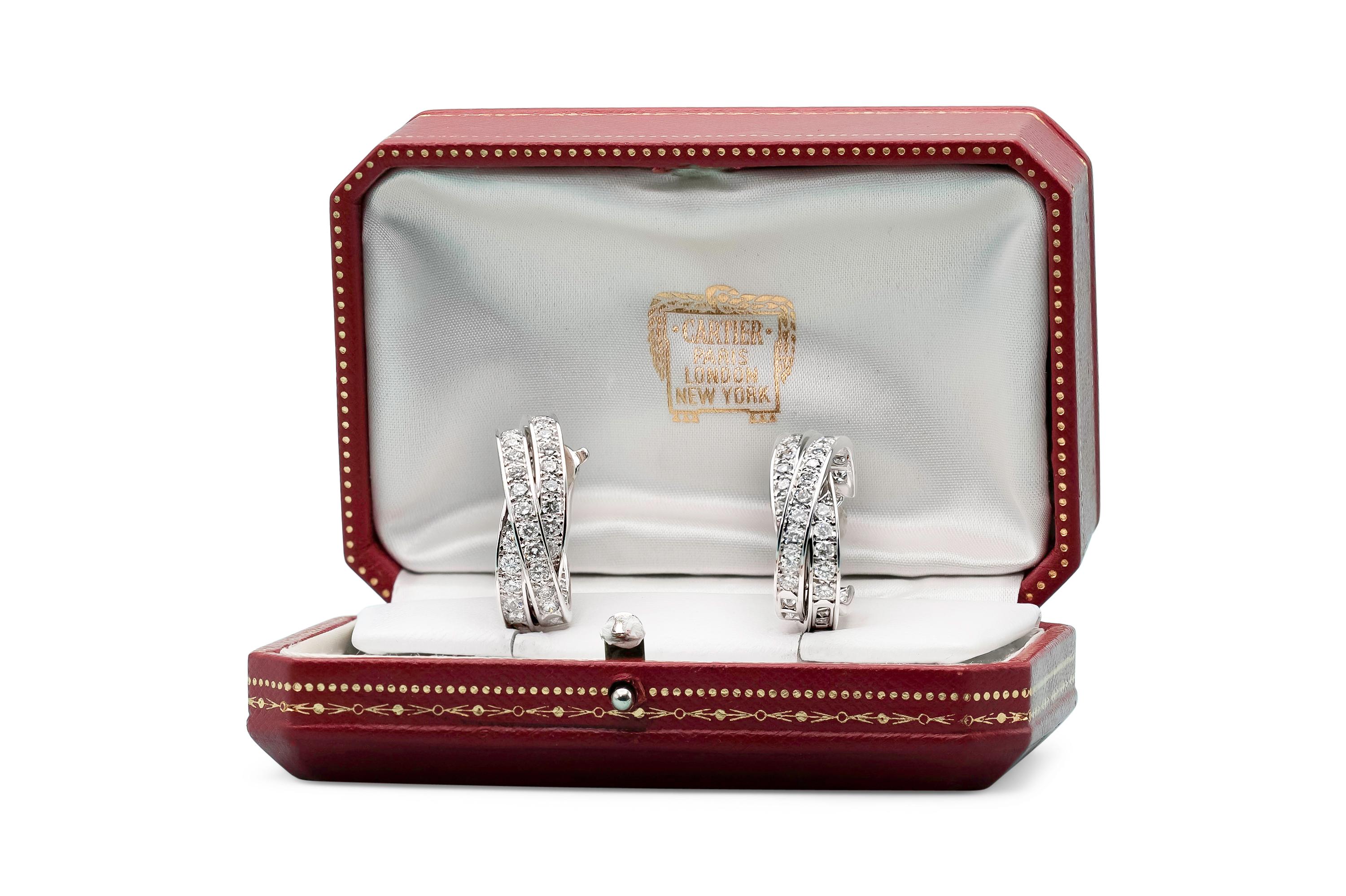 Cartier Trinity-Ohrringe mit Diamanten im Zustand „Gut“ im Angebot in New York, NY