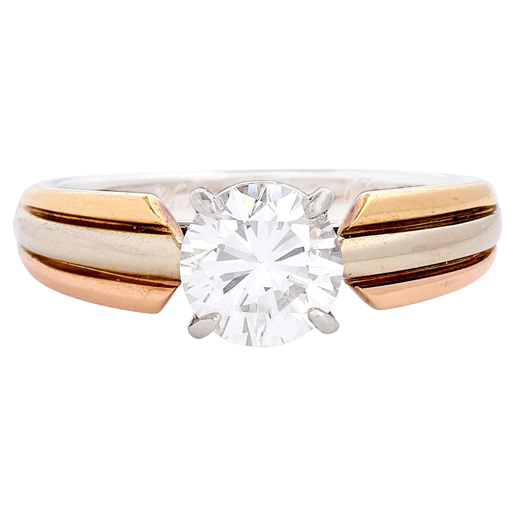 Cartier Bague de fiançailles Trinity avec diamant rond de 1,23 carat certifié GIA E/VVS1 en vente