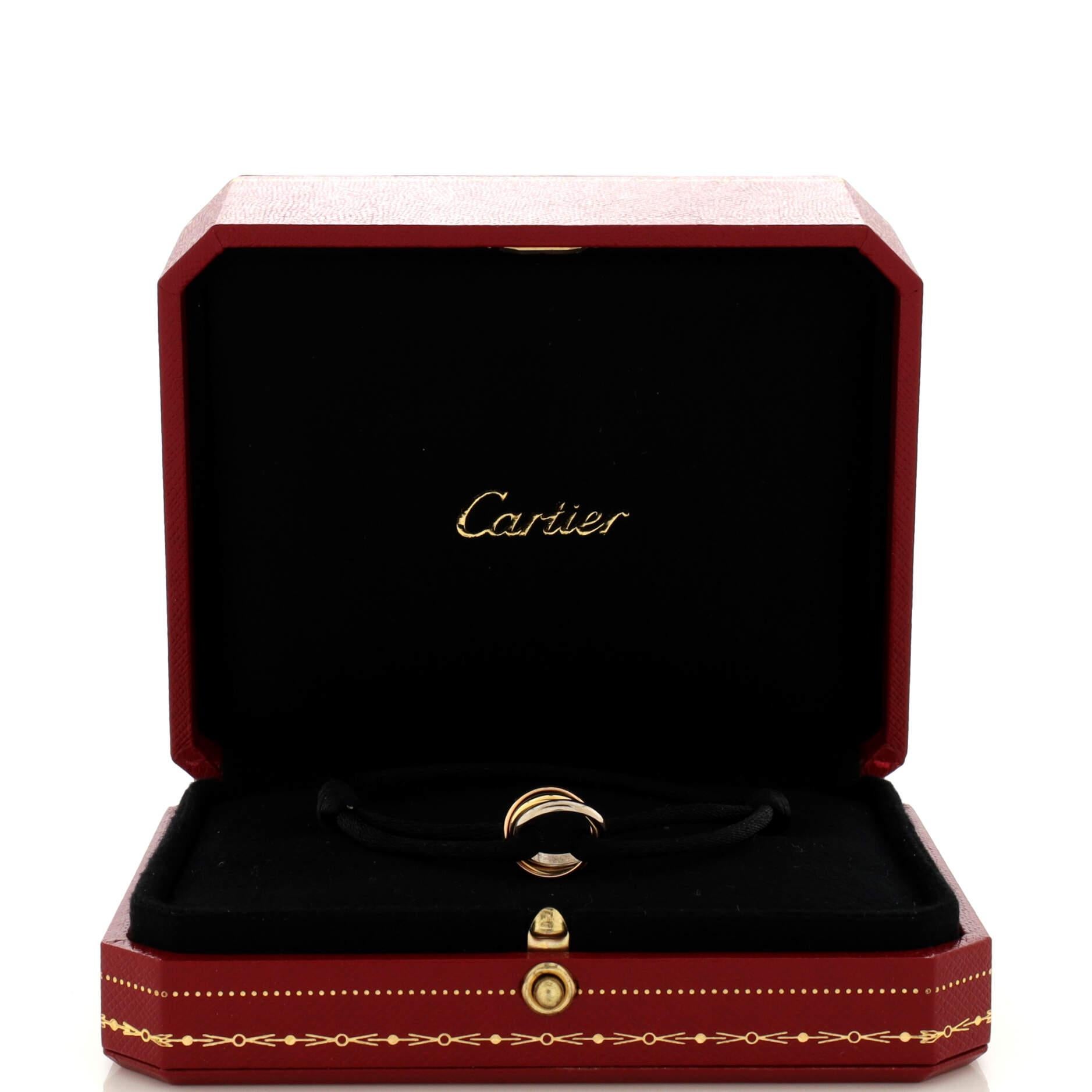 Cartier Bracelet Trinity On Cord en cordon de soie avec or tricolore 18 carats Bon état à New York, NY