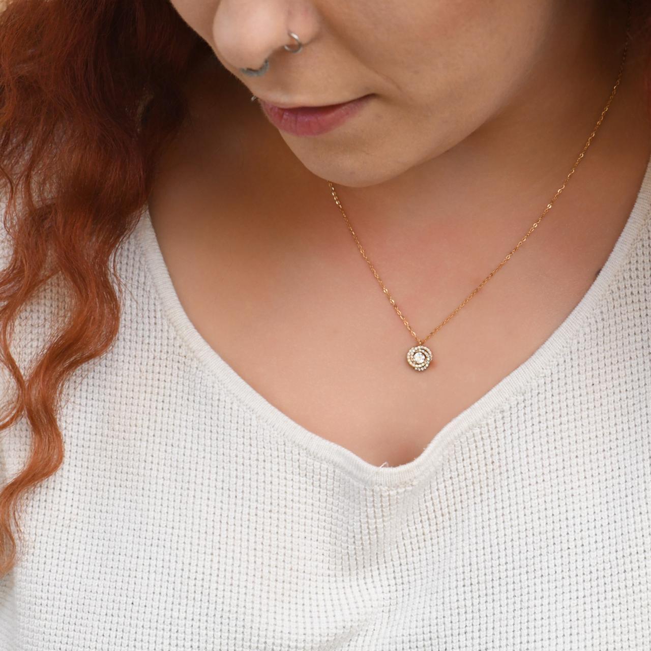 Taglio brillante Cartier Trinity Paved Diamond Collana in oro giallo rosa e bianco 18 carati in vendita