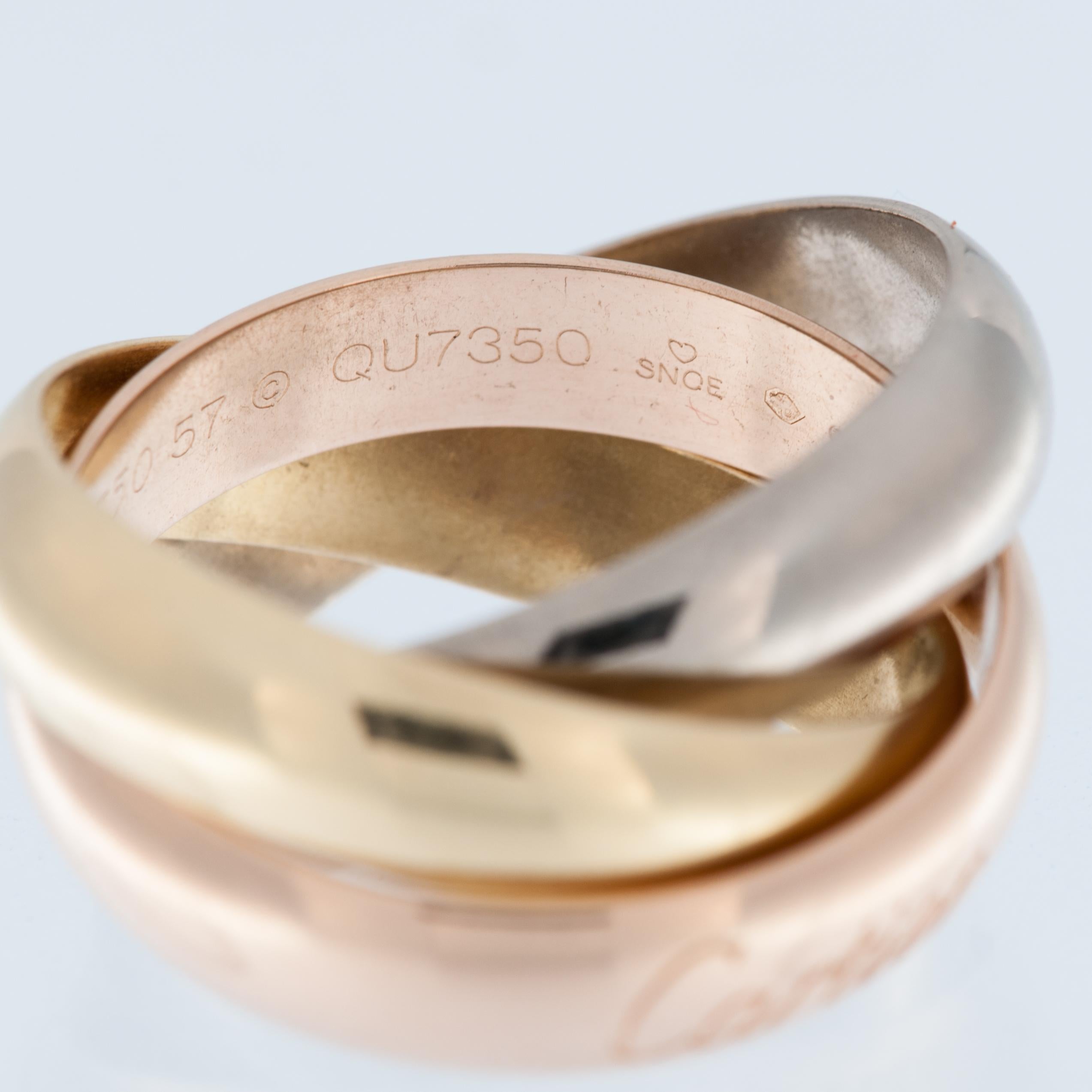 Grande bague CARTIER « Trinity » en or blanc, jaune et rose 1