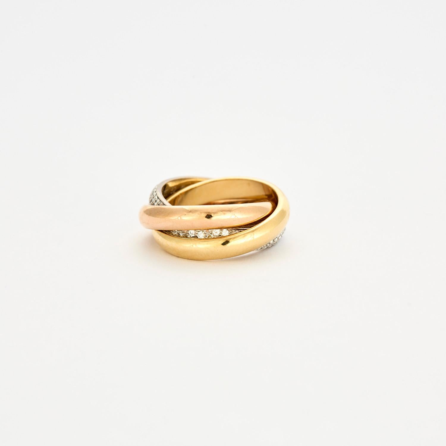 CARTIER - Trinity ring with pavé diamonds In Good Condition For Sale In PARIS, FR
