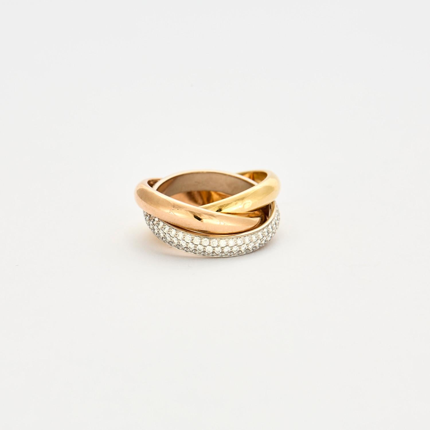 Women's or Men's CARTIER - Trinity ring with pavé diamonds For Sale
