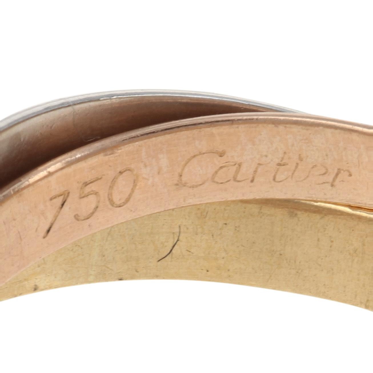 cartier trinity ring on finger