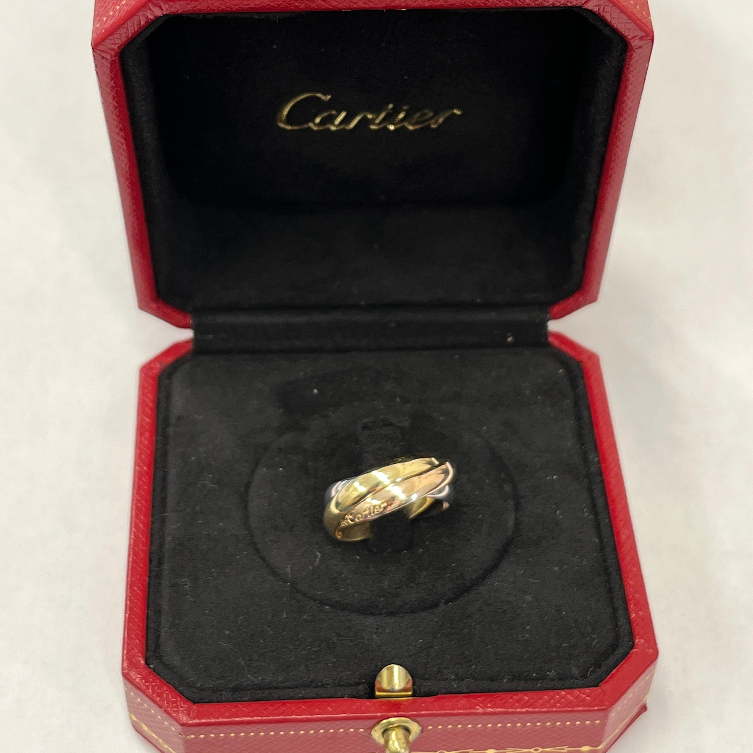 Cartier Trinity Ringe aus 18 Karat Gelb-, Weiß- und Roségold im Angebot 2