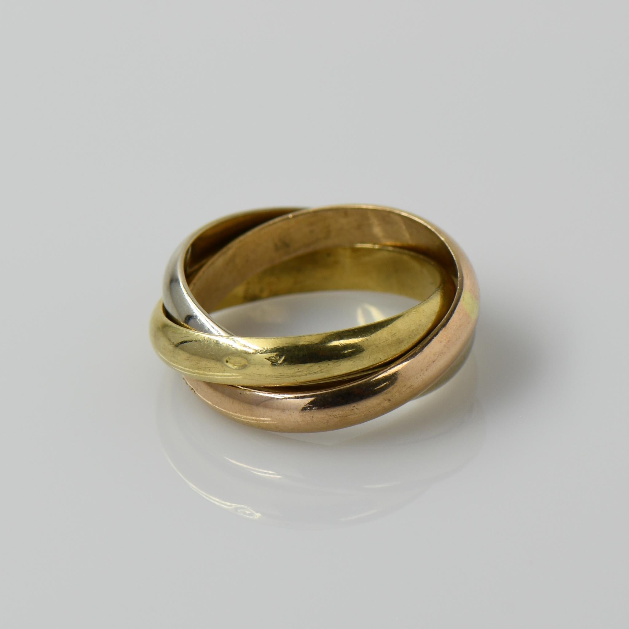 Cartier Trinity Rolling Ring 18K White Yellow Rose Gold Must de Cartier In Good Condition In Addison, TX