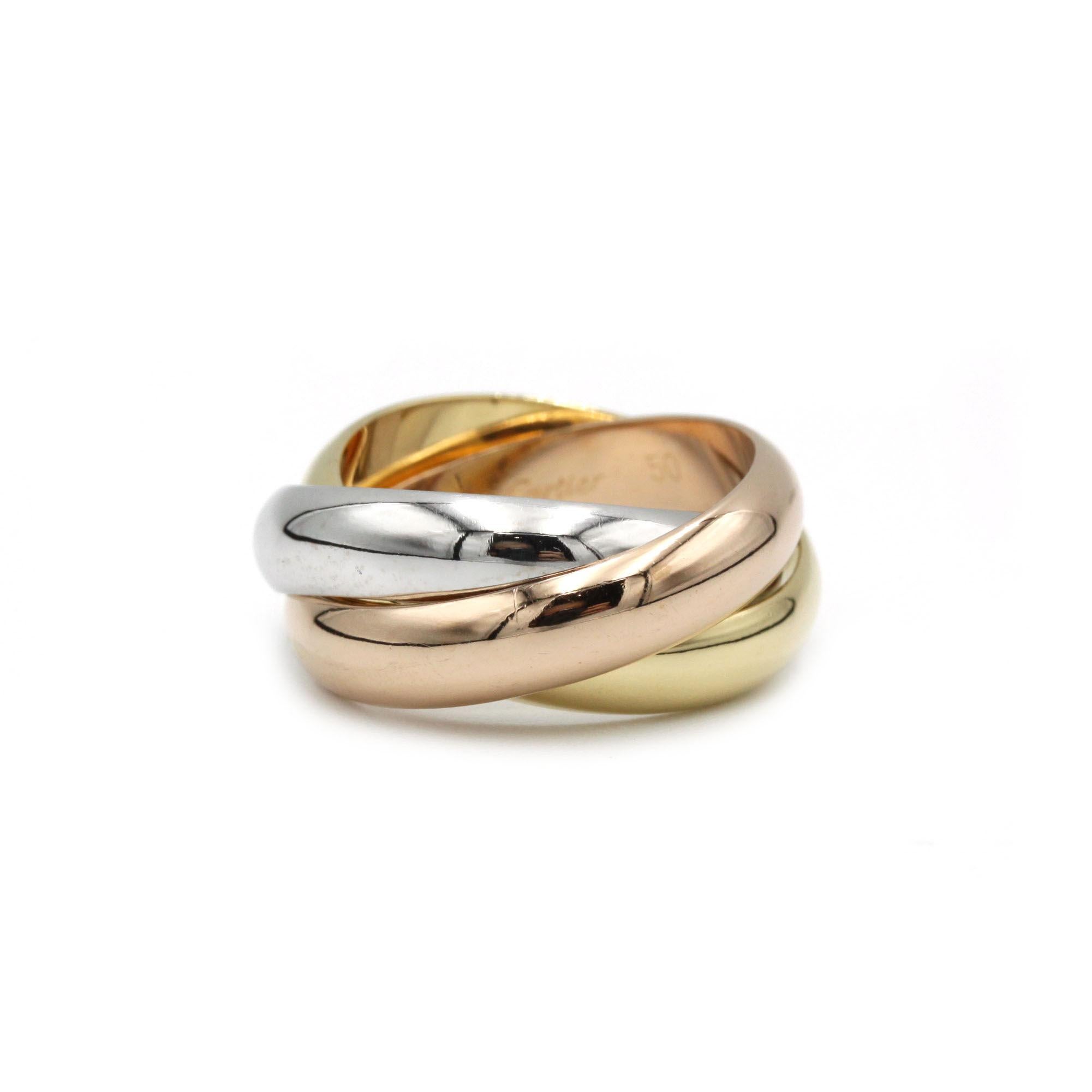 Cartier “Trinity” Three-Row Rolling Band Ring in 18K Yellow, White & Rose Gold In Good Condition For Sale In MONTMORENCY, FR