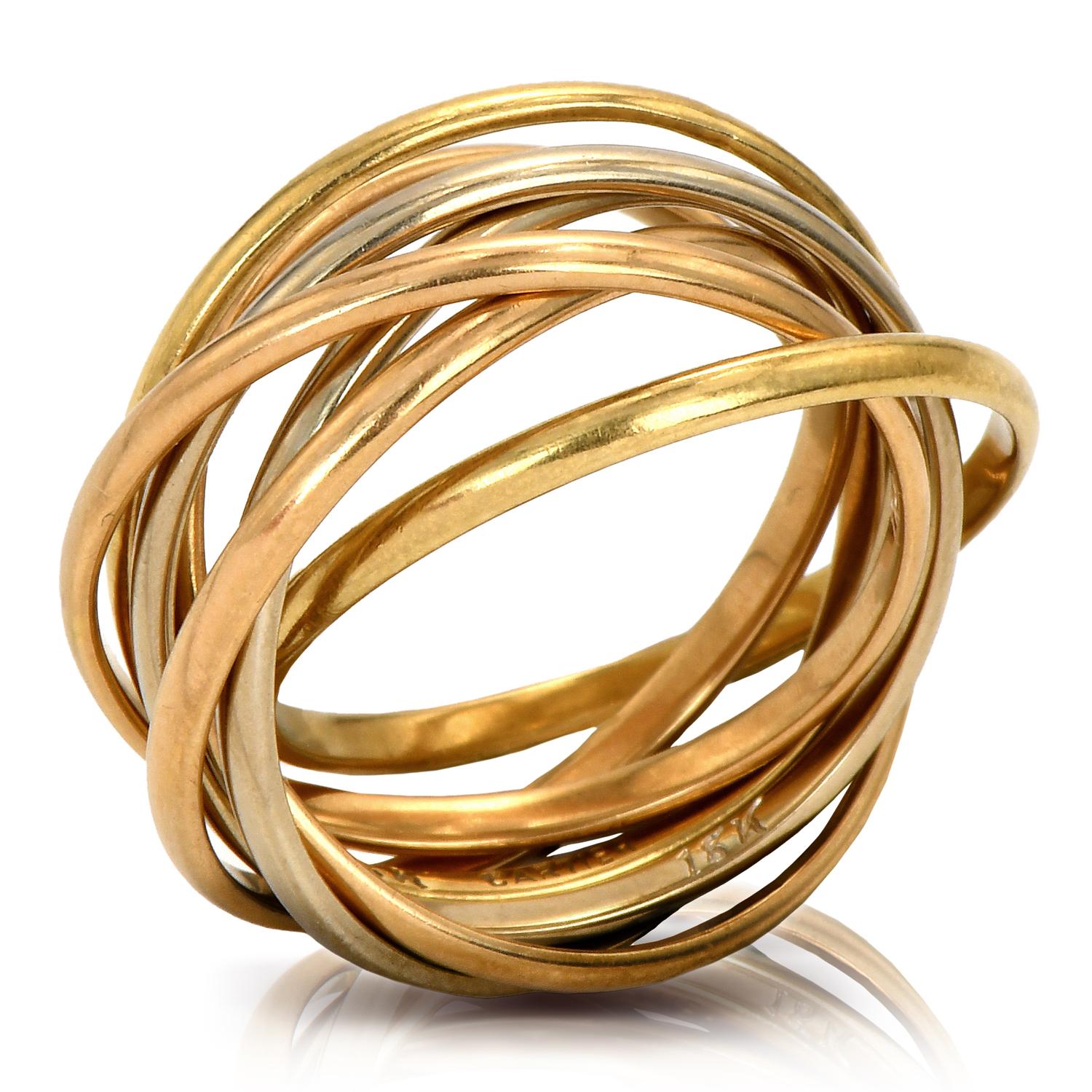 This is the Classic Trinity de Cartier with seven rolling bands ring, which is the epitome of elegance and timelessness.

Coming from Cartier's imagination since 192, it has movable bands made of 18K yellow gold, white gold, and rose gold. All