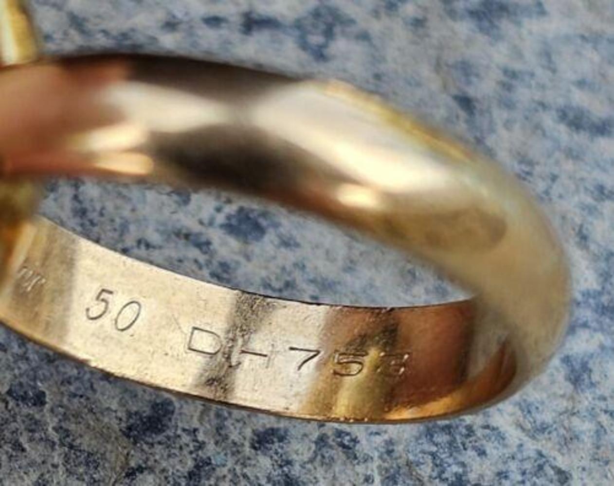 Women's or Men's Cartier Trinity Wedding Band Ring 18k Gold Tri-color Rolling Sz 50 US 5.25 For Sale