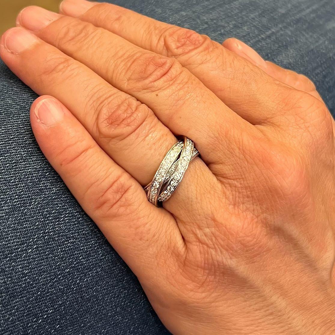 CARTIER Trinity White Gold Diamond Ring In Good Condition For Sale In New York, NY