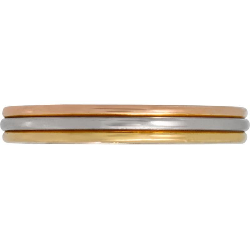 Cartier Trinity 18k white yellow and rose gold. Size 5.75. Comes with Cartier box.

This Cartier ring is currently size 5.75 and some items can be sized up or down, please ask! It weighs 2.3 pennyweights and is 18k.