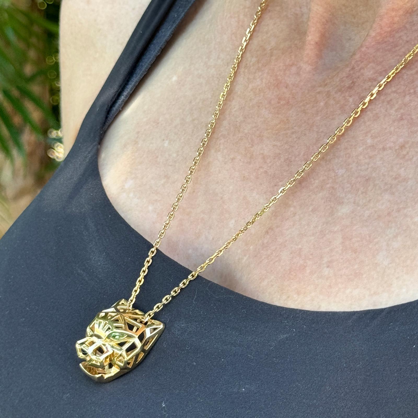 Cartier Tsavorite Black Onyx Panthere De Cartier 18KYG Pendant Necklace B&P's en venta 2