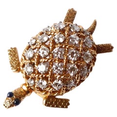 Cartier Brooch Turtle Clip in 18K 750‰ Yellow Gold and Diamonds