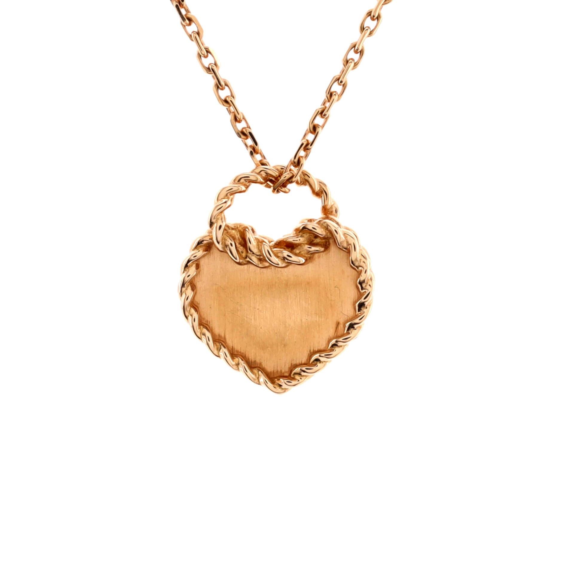 Condition: Great. Minor wear throughout.
Accessories: No Accessories
Measurements: Length: 16.25 - 15.00 