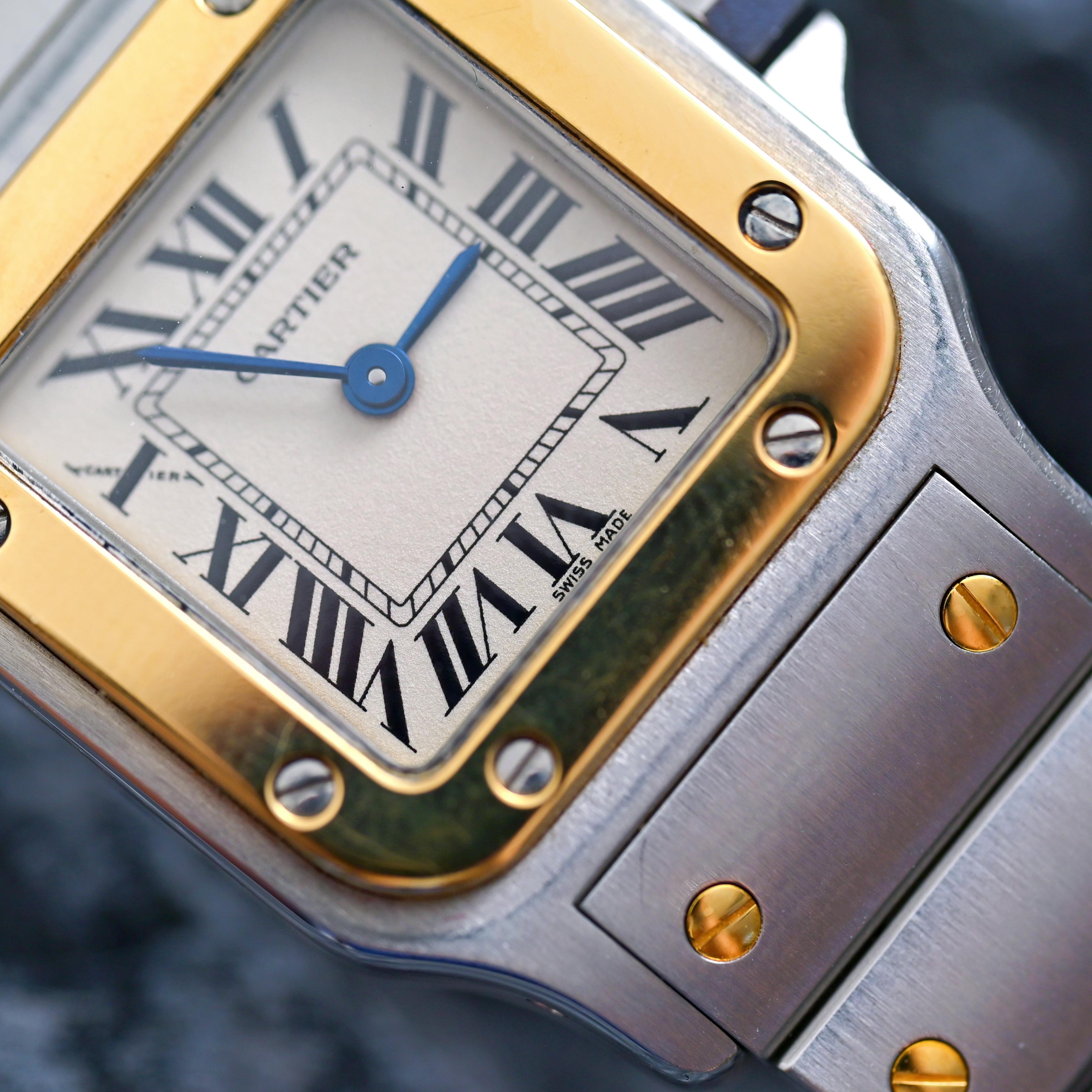 Women's or Men's Cartier Two-Tones Santos Date Quartz Galbee Quartz 1566, 1990-2000's For Sale
