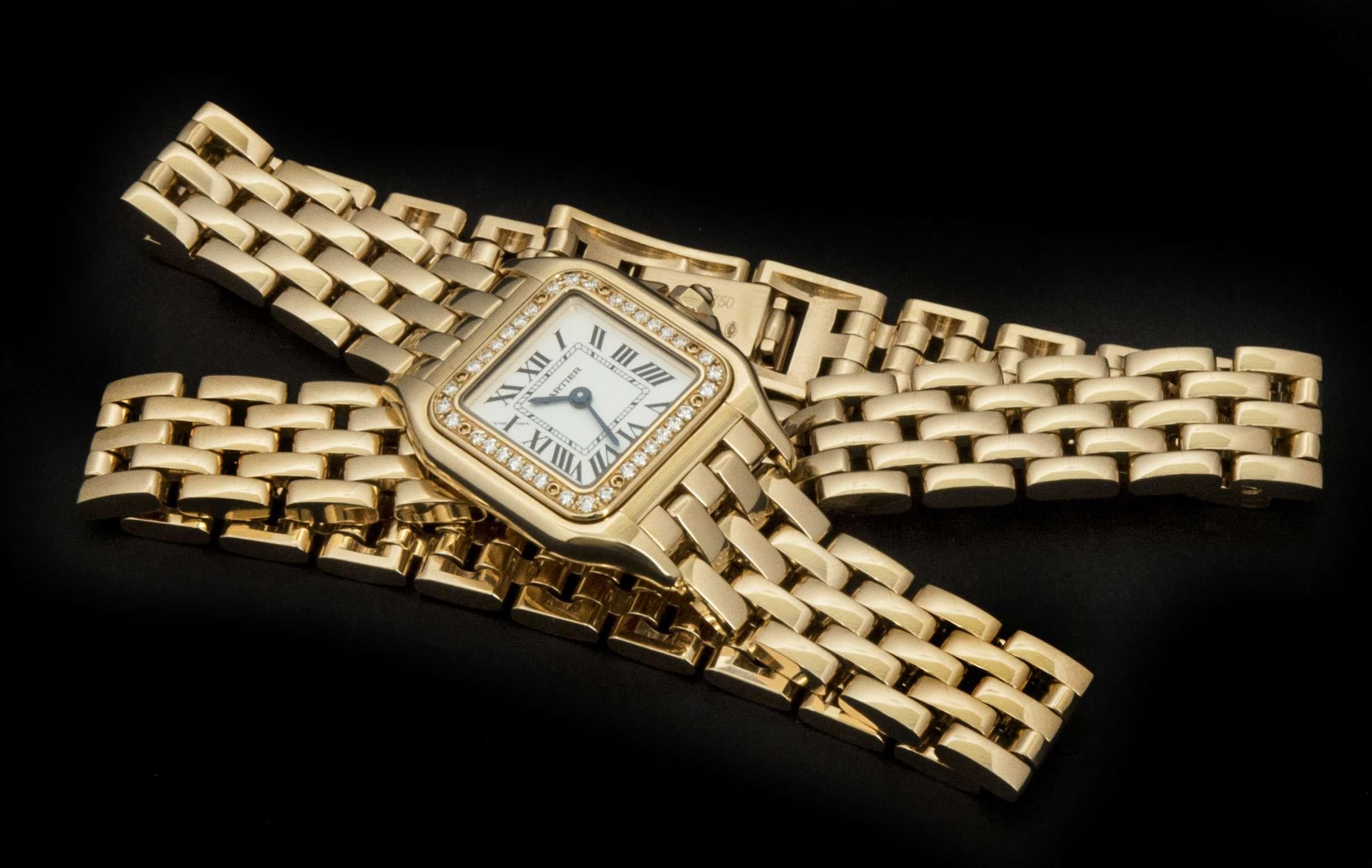 Cartier Unworn Panthere Double Loop Ladies Rose Gold WJPN0014 Quartz Wristwatch In Excellent Condition In London, GB