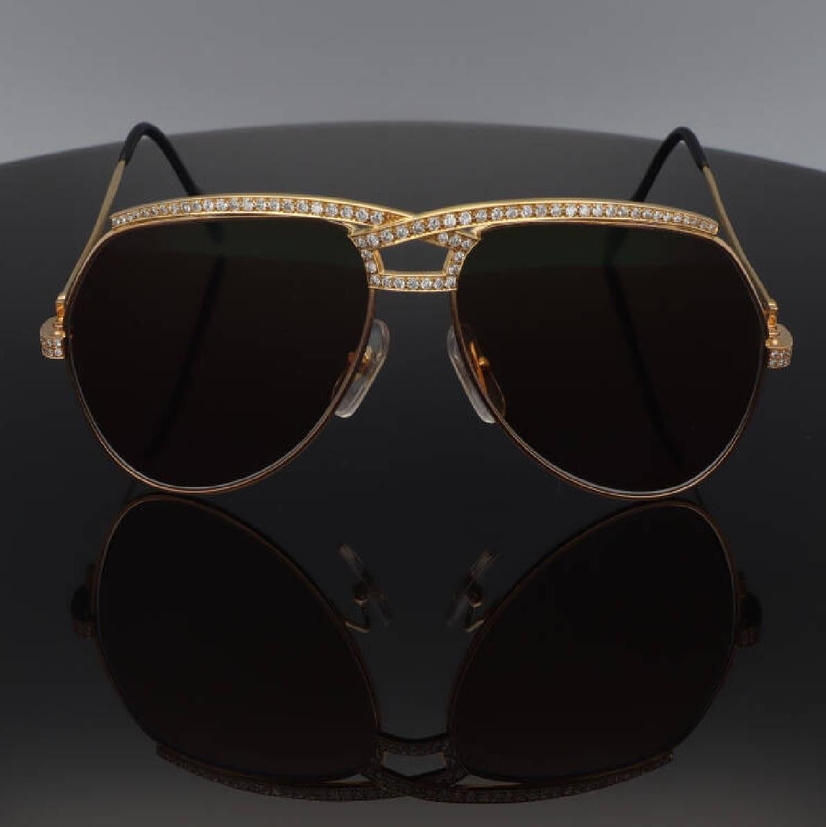 Cartier Vendôme Papillon 130 59-14 Diamonds 18K Yellow Gold Eyewear Sunglasses For Sale 2