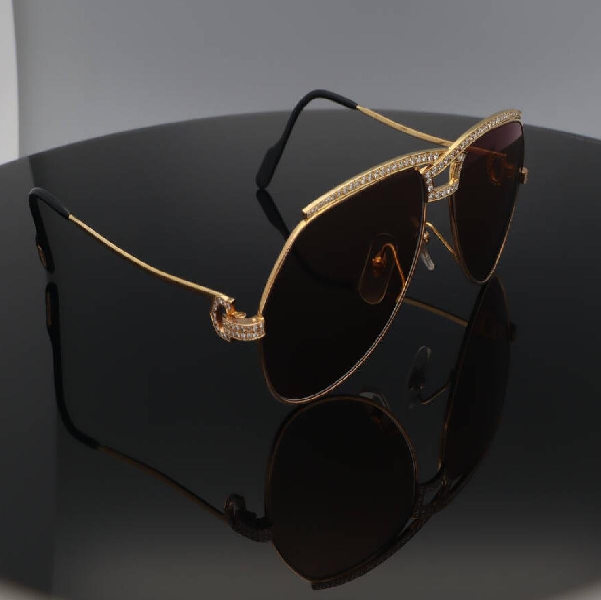 Cartier Vendôme Papillon 130 59-14 Diamonds 18K Yellow Gold Eyewear Sunglasses For Sale 3