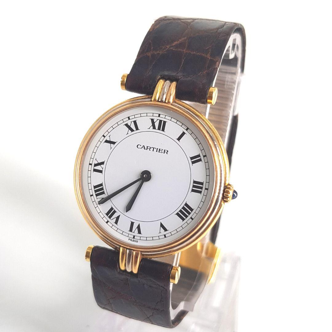Sleek.
GENDER:  Unisex
MOVEMENT: Quartz
CASE MATERIAL: Yellow Gold 
DIAL: 30mm
DIAL COLOUR: White
STRAP: 45mm
BRACELET MATERIAL: Brown Leather 
CONDITION: 9/10 
MODEL NUMBER:  *****
SERIAL NUMBER: 810034389
YEAR: 2000’s
BOX – No
PAPERS – No
