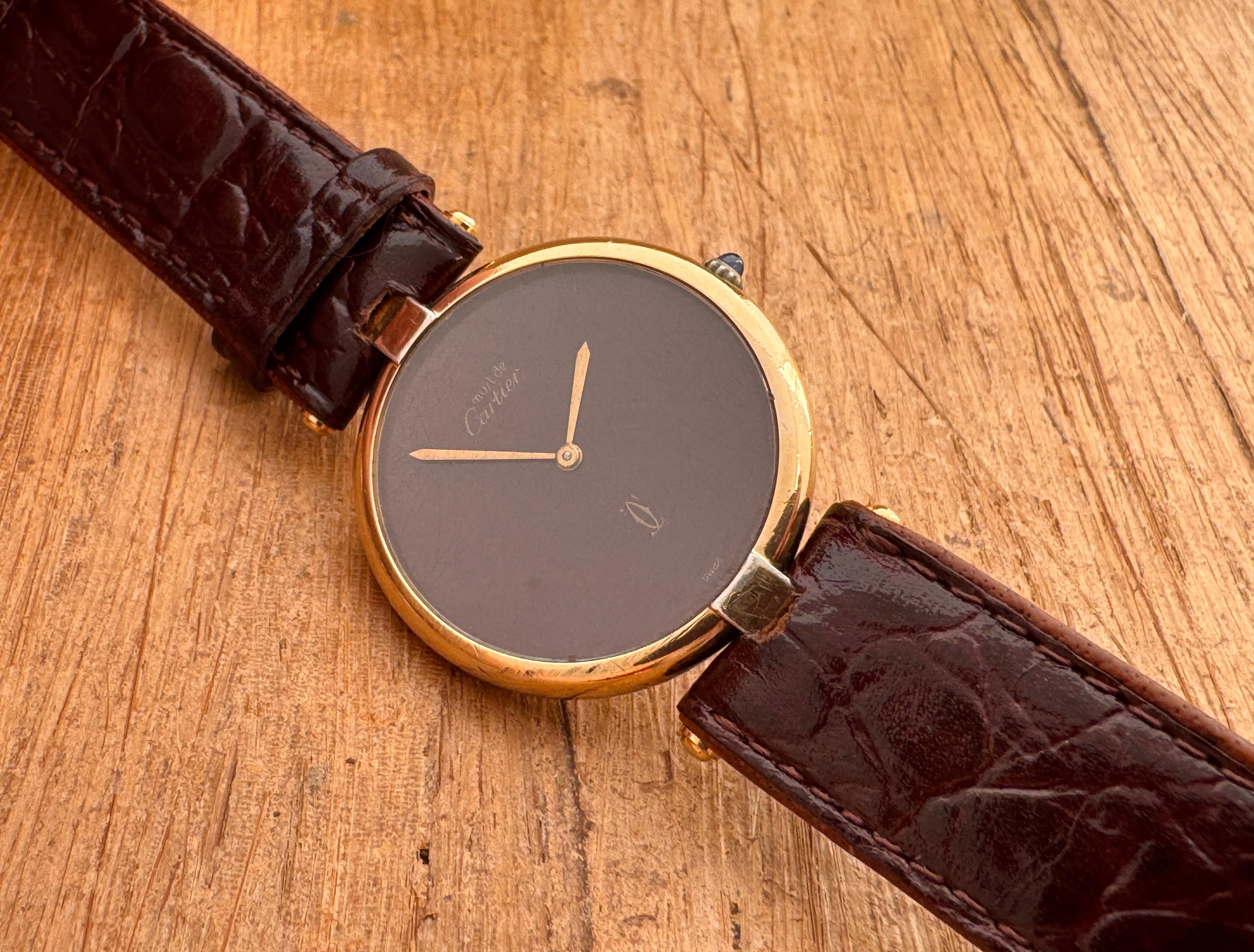 Cartier Vermeil Must Cartier Burgundy 30mm Gold Plated Watch For Sale 3