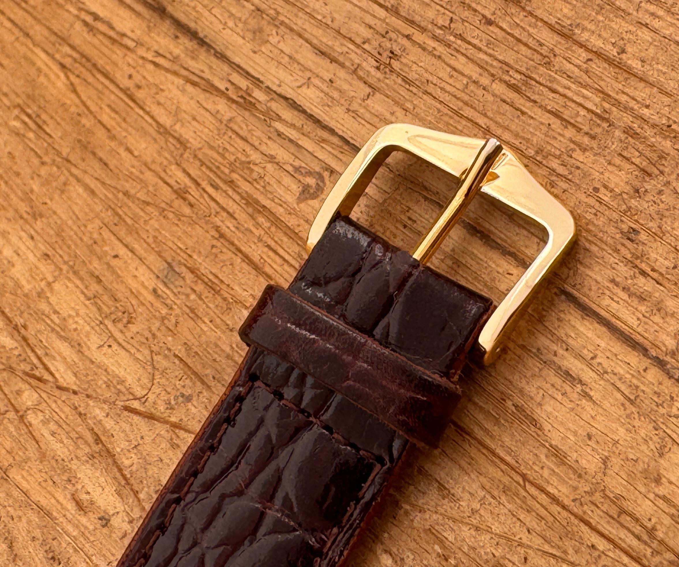 Cartier Vermeil Must Cartier Burgundy 30mm Gold Plated Watch For Sale 4