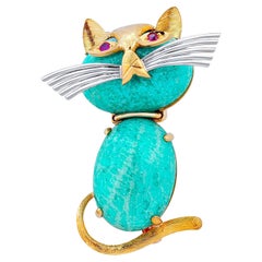 Cartier Vintage 18 Karat Gold Cat 1.5 Inch Brooch Ruby Eyes White Gold Whiskers 