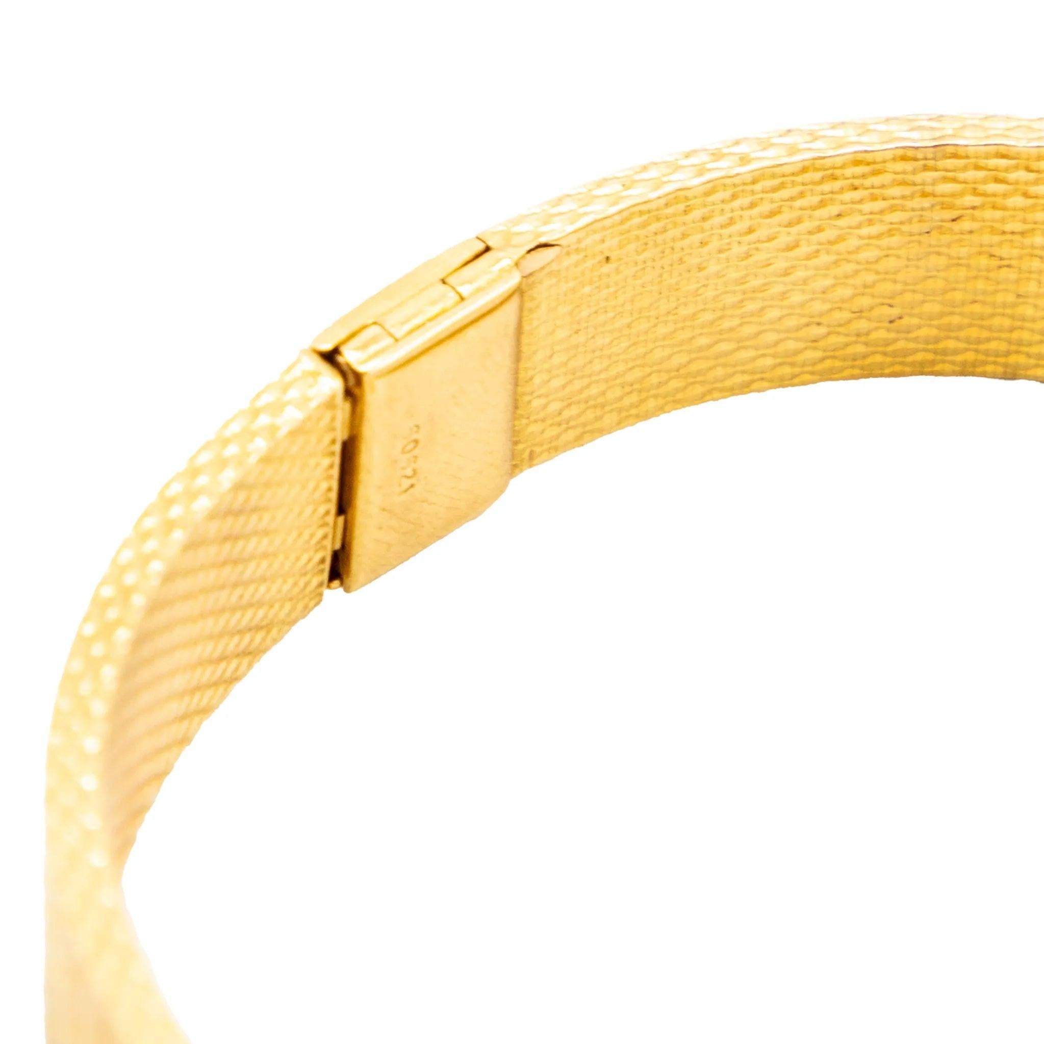 Cartier Vintage 18k Gold Quadratische Römische Uhr - '70S im Angebot 6