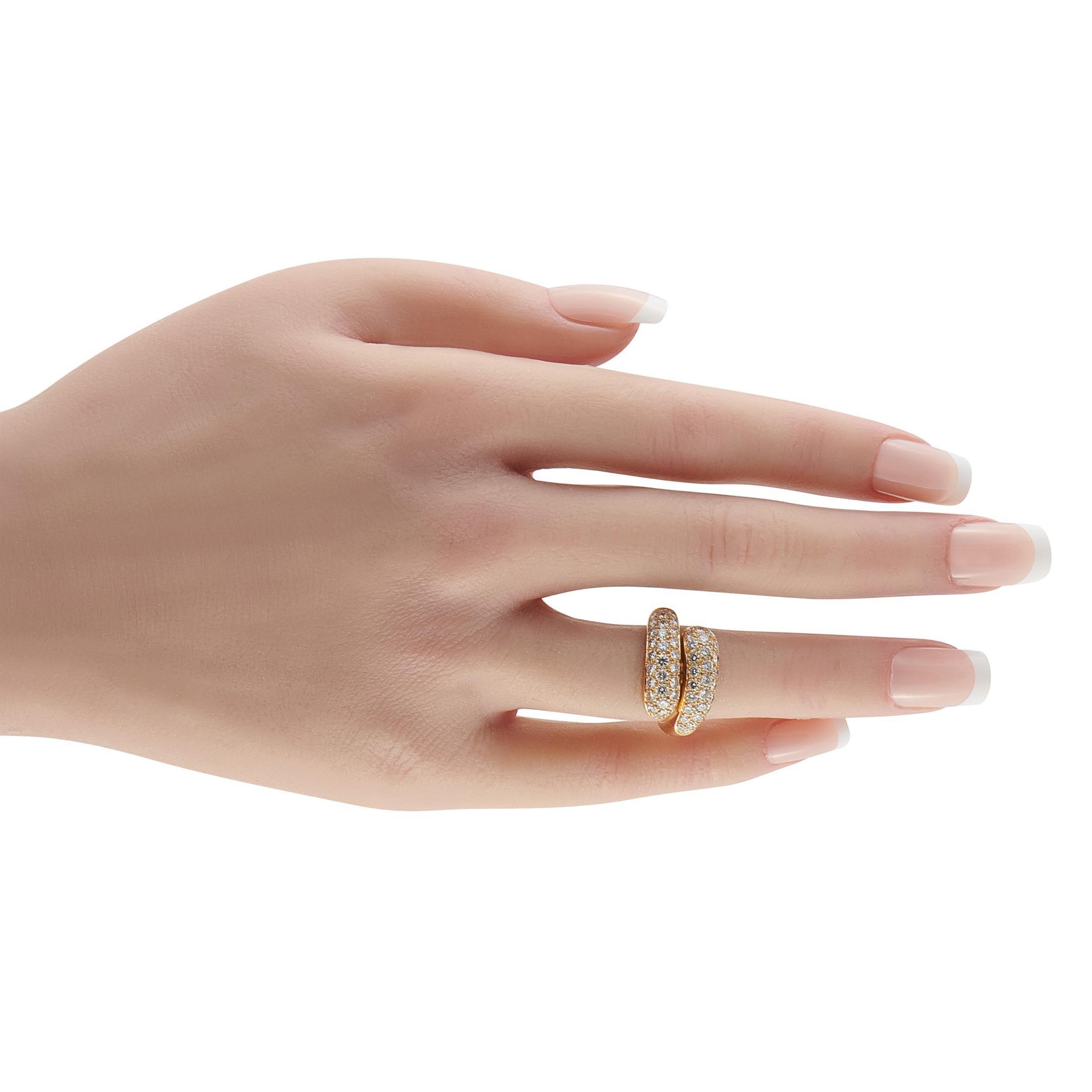 Taglio rotondo Cartier Vintage 18K Yellow Gold 2.41ct Diamond Ring in vendita