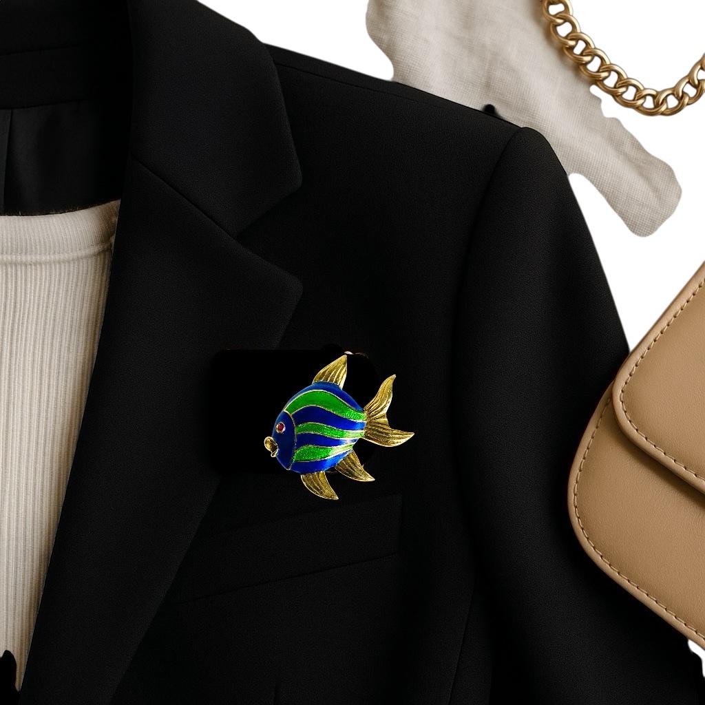 Contemporary Cartier Vintage 18K Yellow Gold Blue Green Enamel Fish Brooch with Ruby Eye For Sale