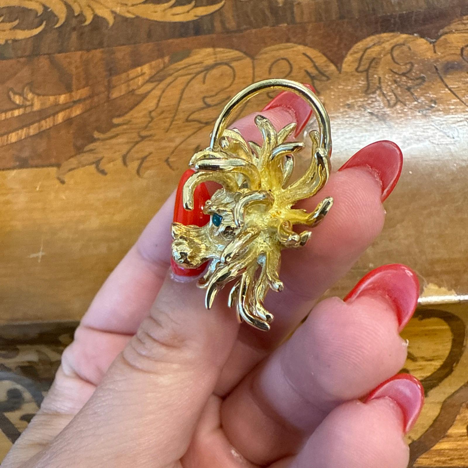 CARTIER Vintage Pendentif or jaune 18k et chrysoprase Lion Méduse Lion Zodiac en vente 2