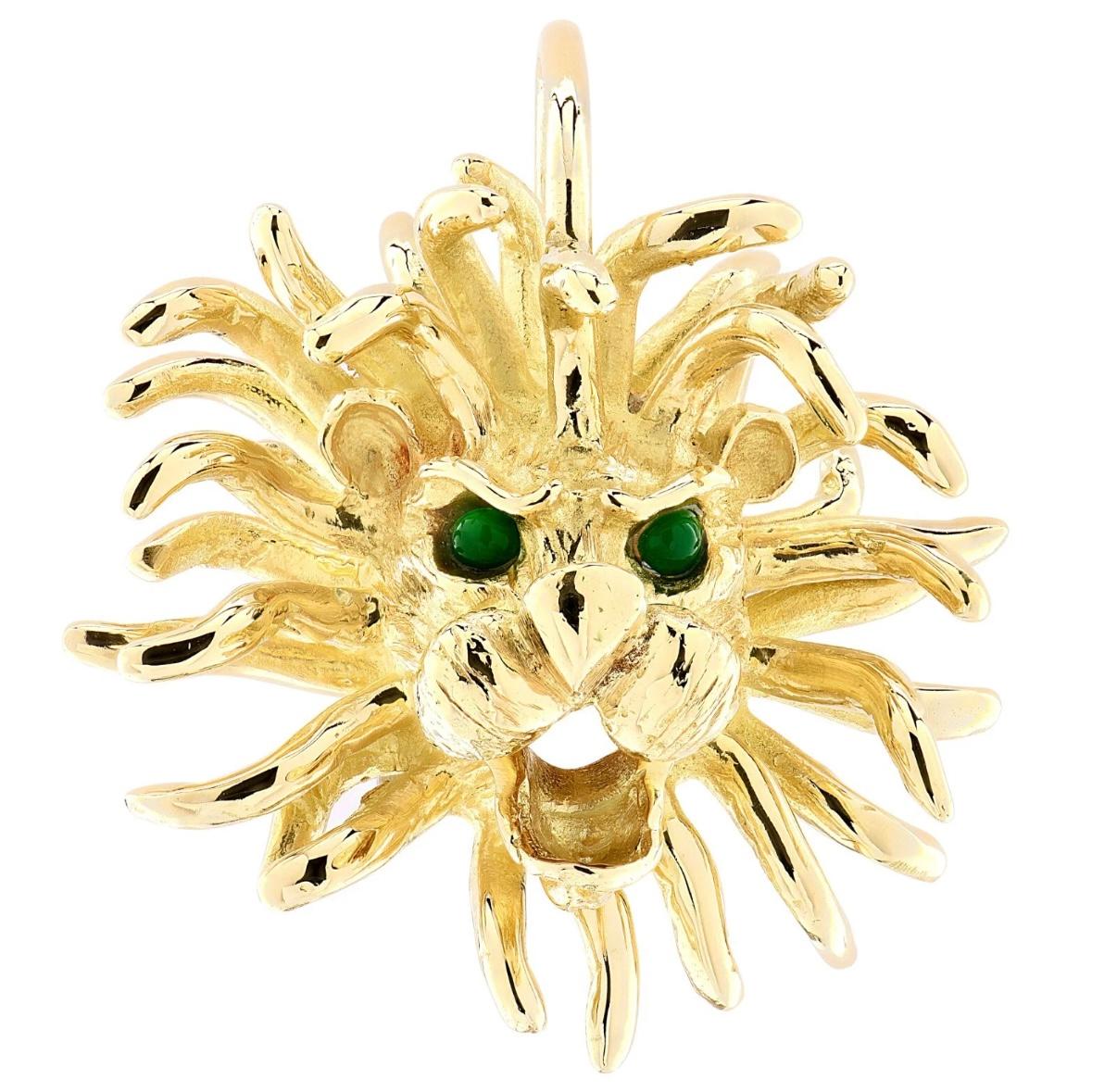 CARTIER Vintage Pendentif or jaune 18k et chrysoprase Lion Méduse Lion Zodiac en vente 4