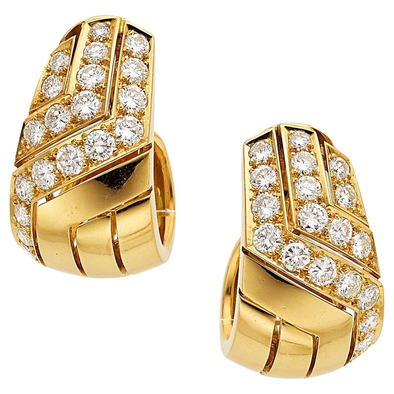 Cartier Vintage 18k Yellow Gold Clip On Earrings Appx 2.50 Ct Diamonds 1990s
