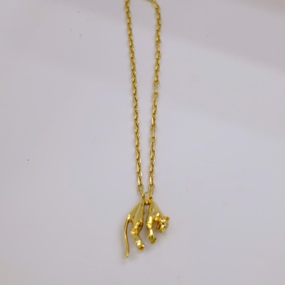 Cartier Vintage 18 Karat Yellow Gold Panther Two Diamond Eyes Chain Necklace In Excellent Condition In New York, NY