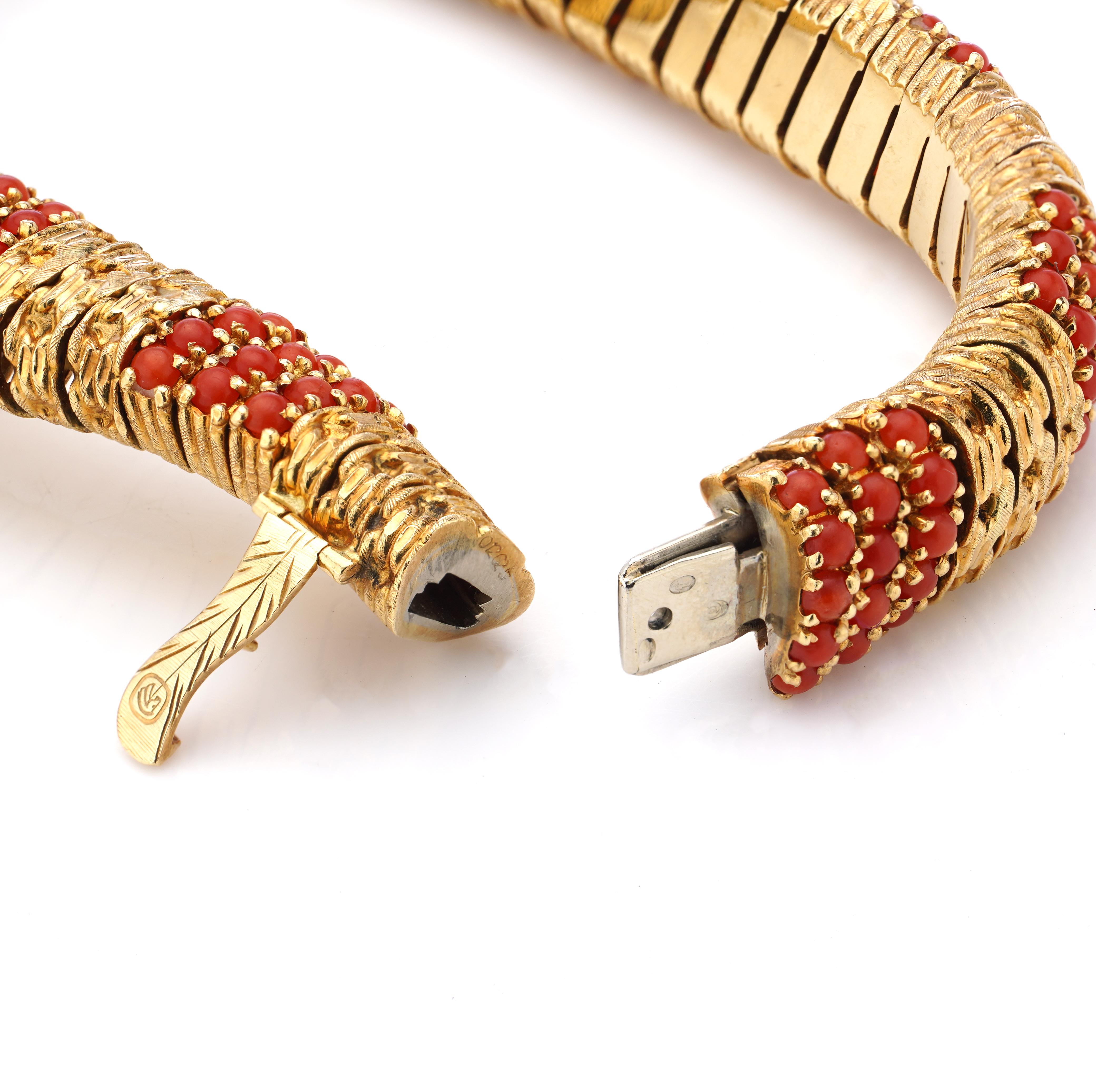 Cartier Vintage 18kt. Bracelet en or jaune et pierres rouges Signori et Bondioli en vente 2