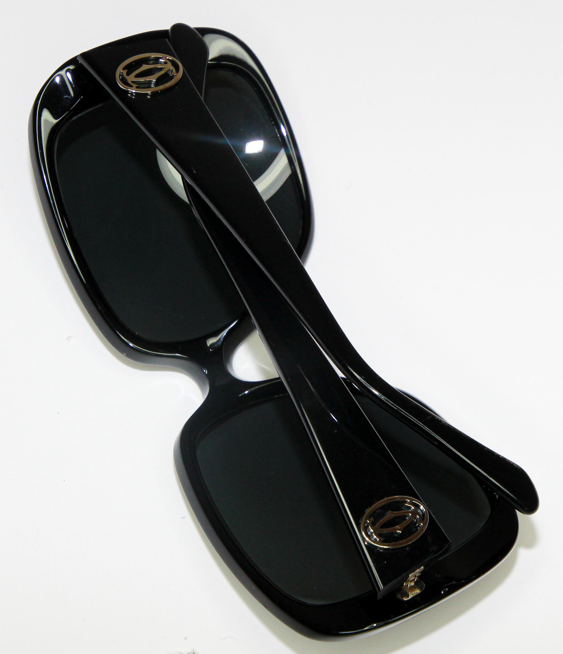 Cartier Vintage Schwarze Vintage-Sonnenbrille mit Schachtel, 1990 Silber-Logo im Angebot 5