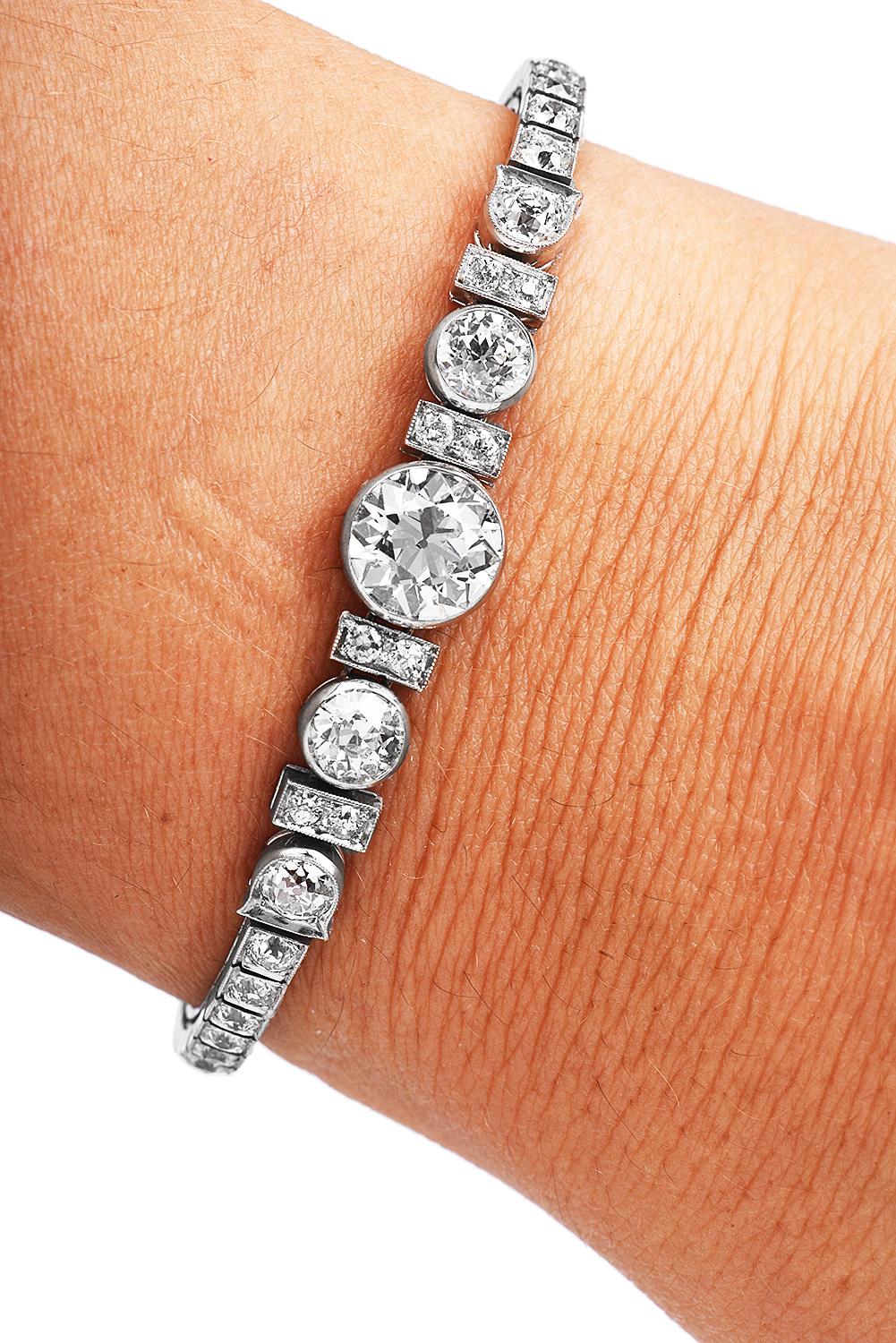 Art déco Cartier Bracelet ligne art déco vintage en diamants européens de 6,35 carats en vente