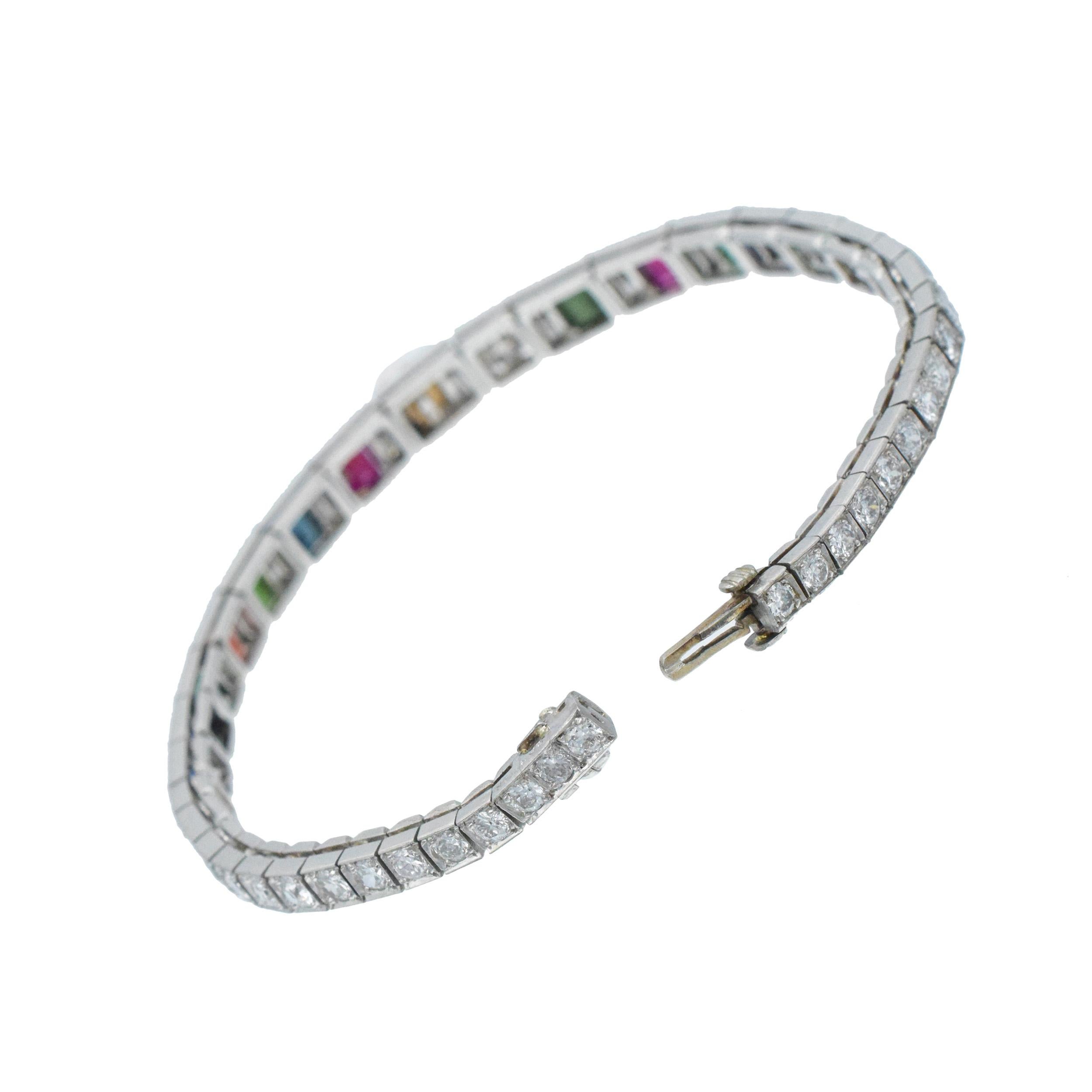 CARTIER Bracelet Vintage en diamant, pierres précieuses et perles en platine. en vente 4