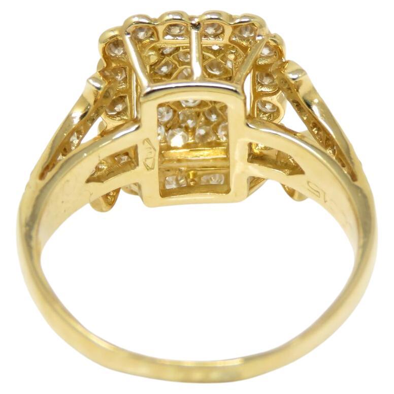 Tauchen Sie ein in die Welt des unvergleichlichen Luxus mit diesem prächtigen Vintage-Ring von Cartier

 mit ca. 1,30 Karat runden Diamanten im Brillantschliff

Ring oben 14 x 11 mm. 

Gesamtgewicht mit Fassung: 4,1 Gramm