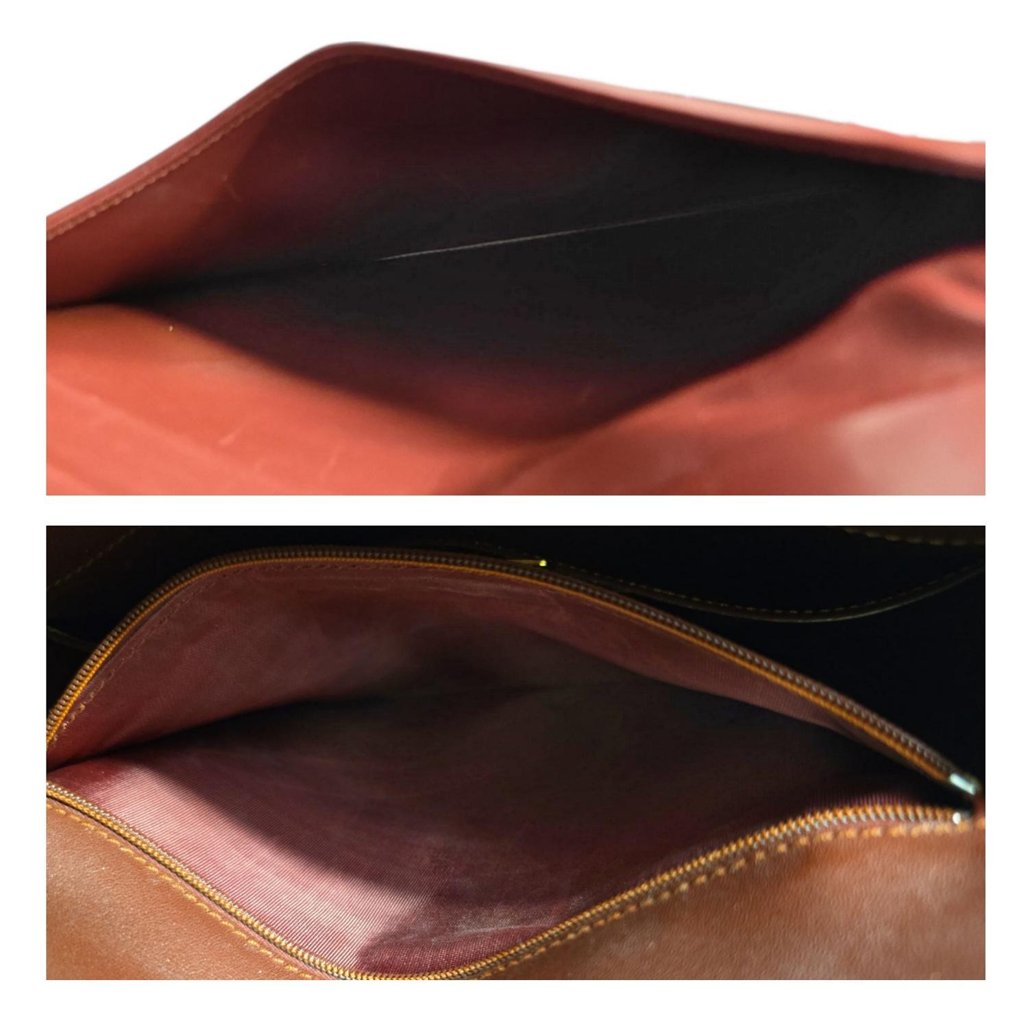 Cartier Vintage Must de Calfskin Envelope Messenger Bag For Sale 2