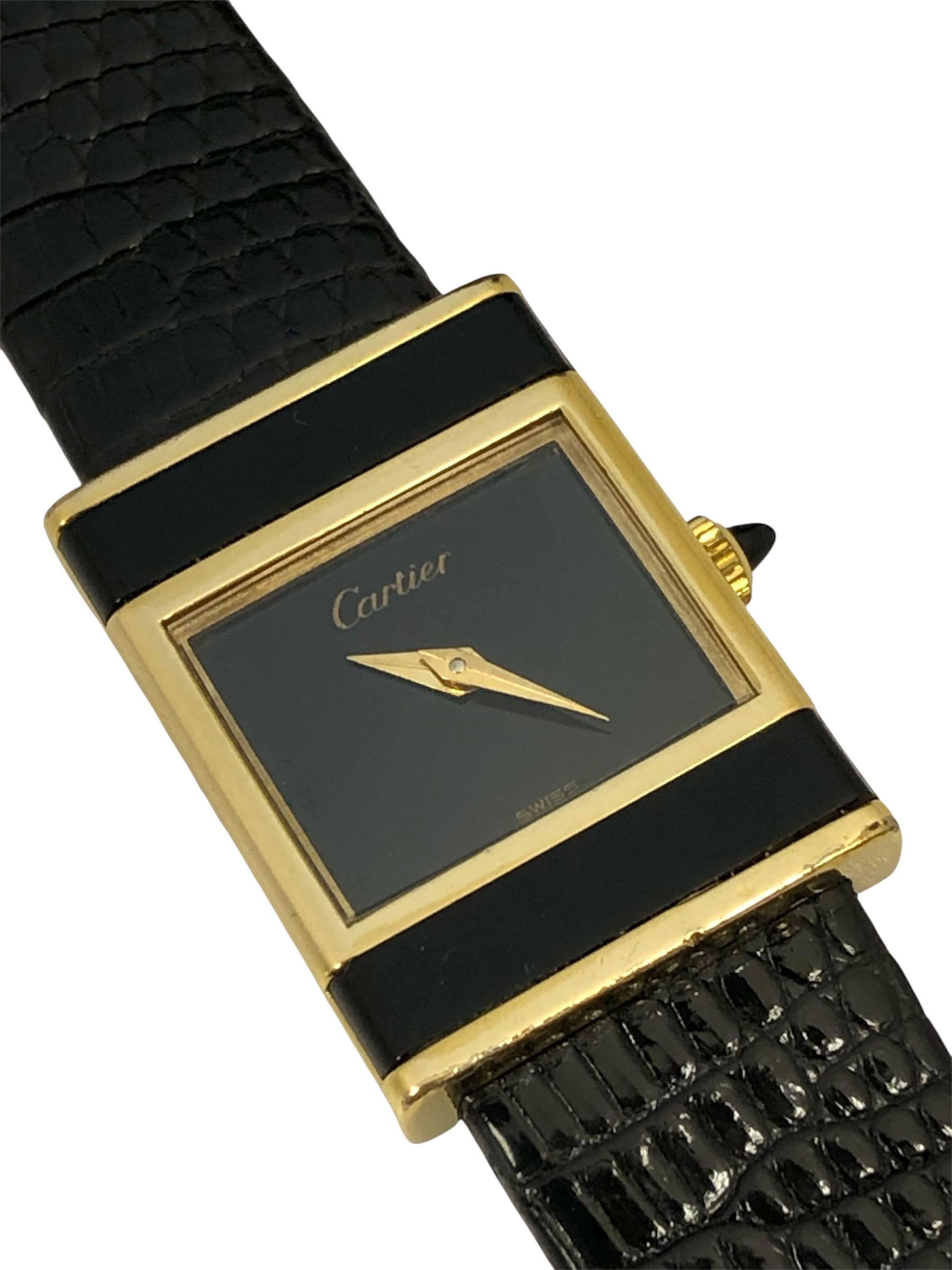 Cartier Vintage Rare Gold Plate und Onyx Tank Armbanduhr für Damen oder Herren im Angebot