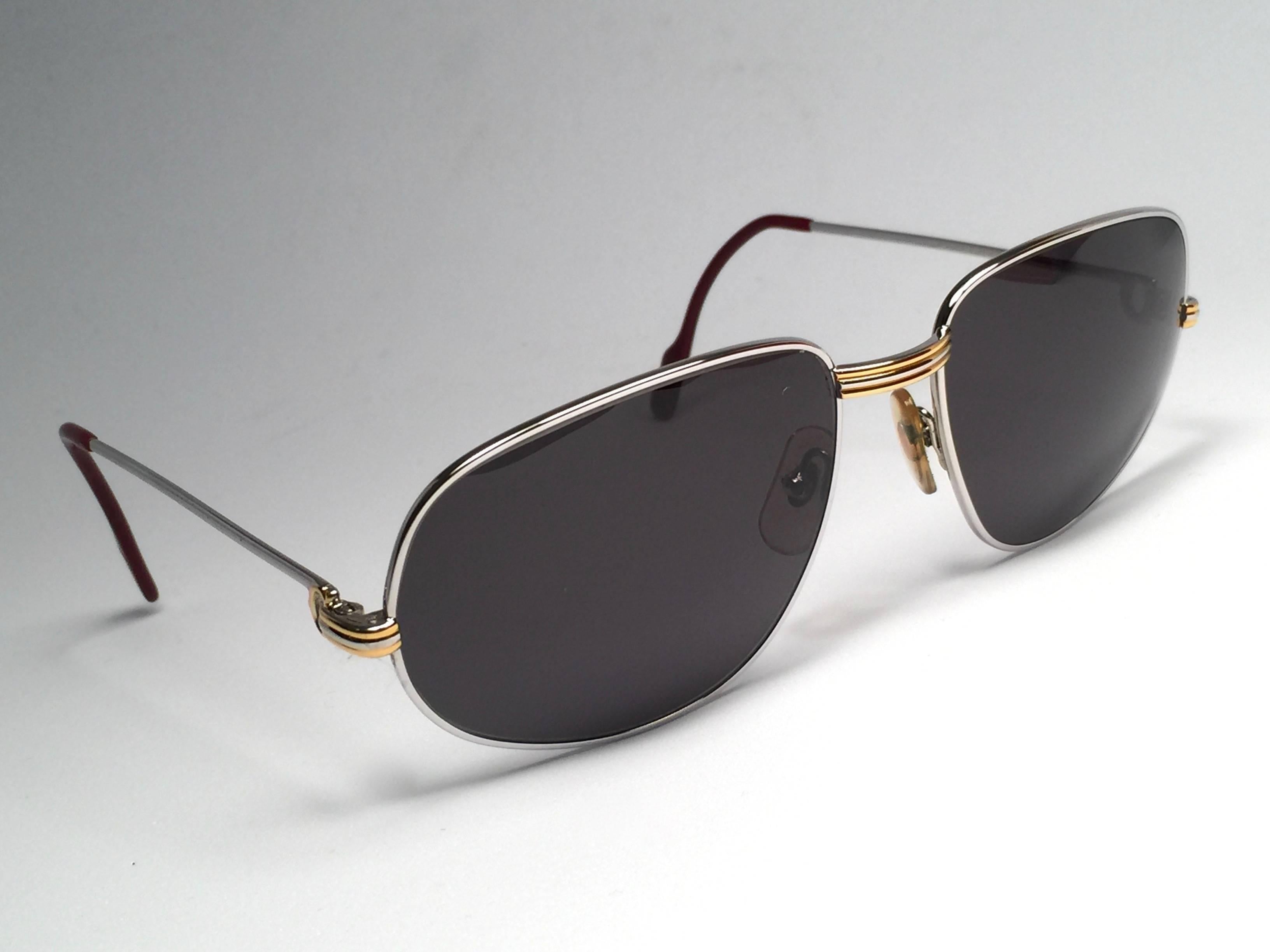Femenino o masculino Gafas de sol Cartier Vintage Romance Vendome 58mm Platino Francia en venta