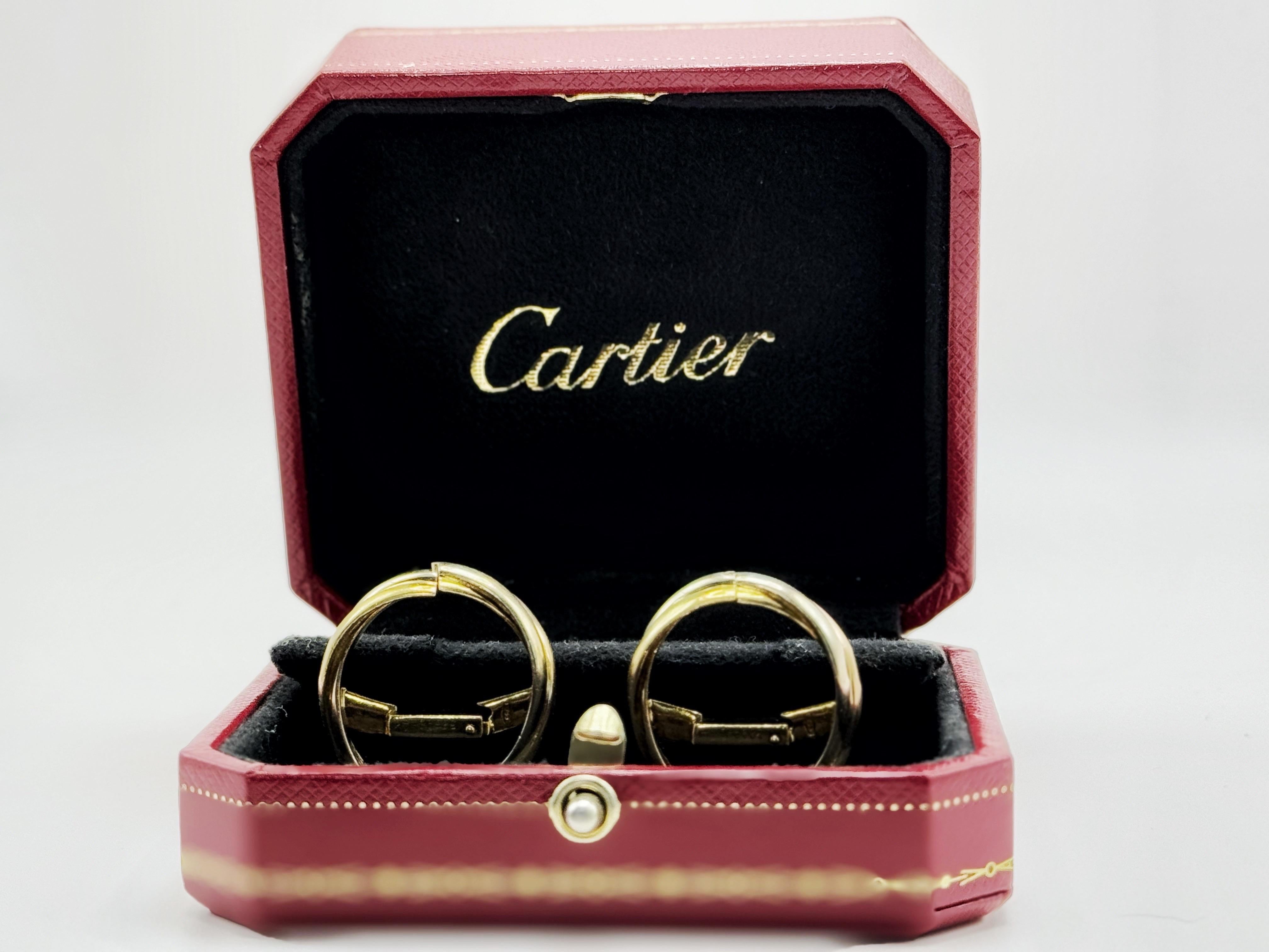 Cartier Vintage Trinity Cufflinks Large Model 18 Karat Three Tones In Excellent Condition For Sale In Geneva, CH