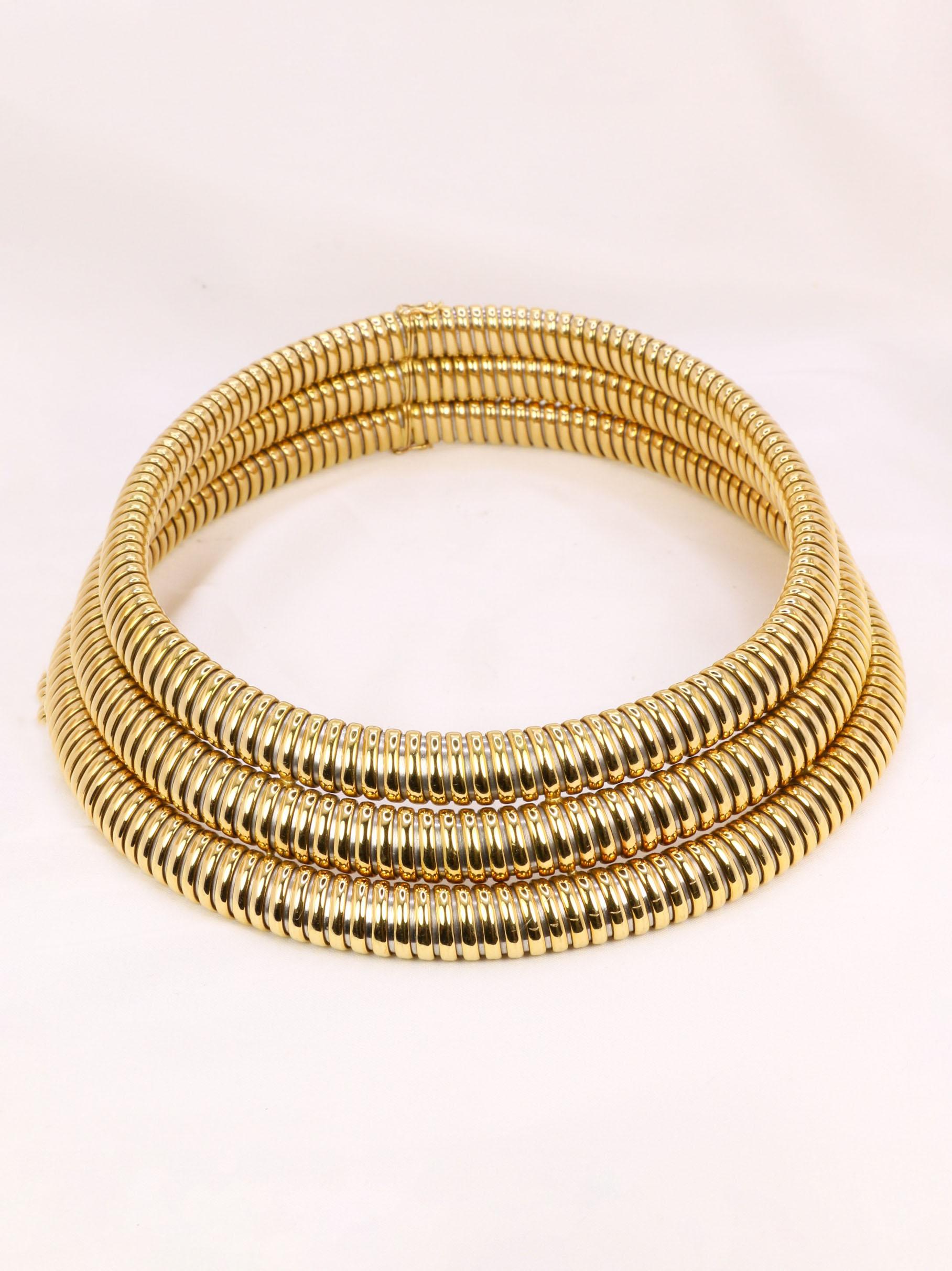 Women's CARTIER Vintage Tubogas yellow gold necklace Africa model For Sale