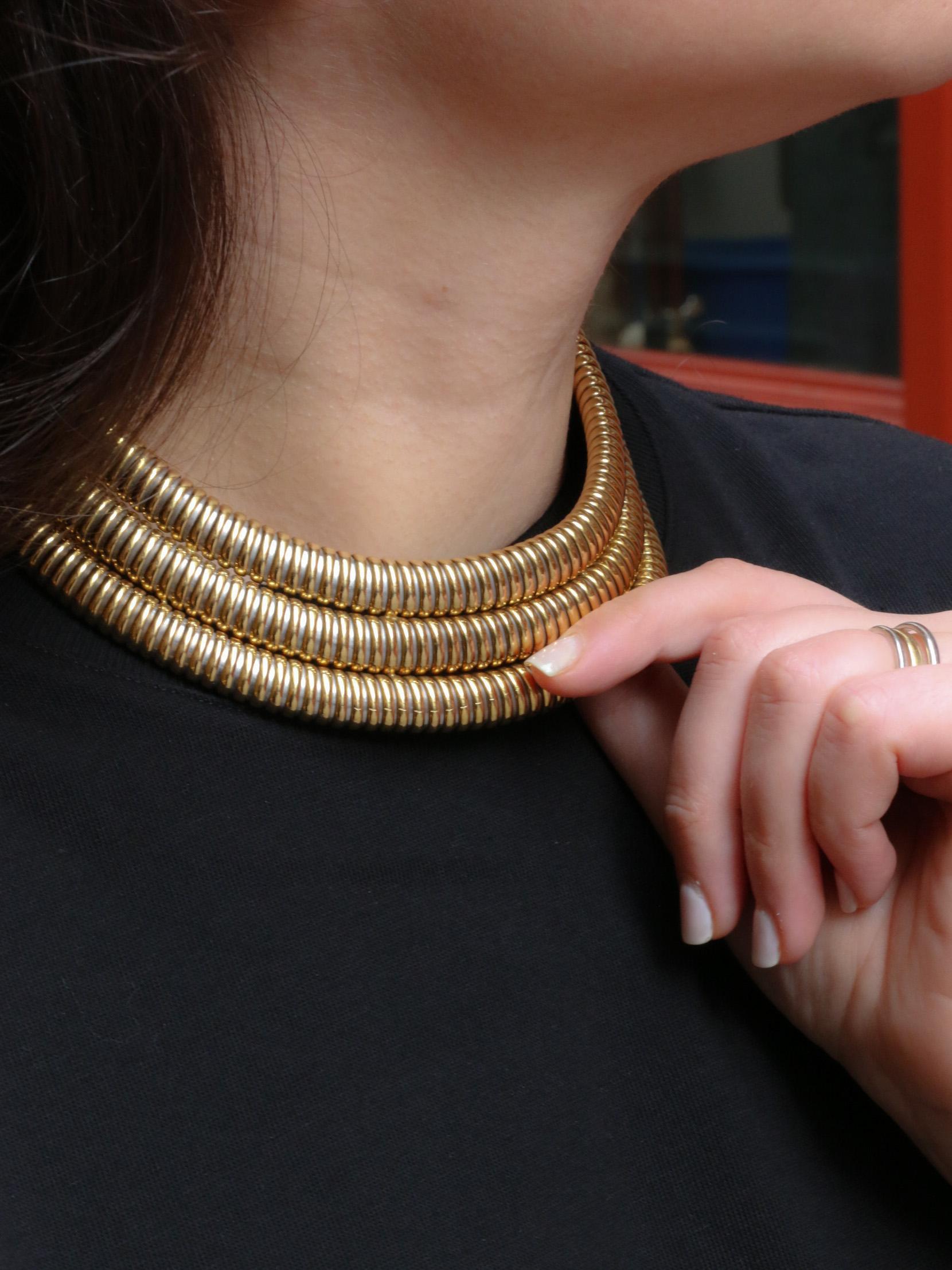 CARTIER Vintage Tubogas yellow gold necklace Africa model For Sale 4
