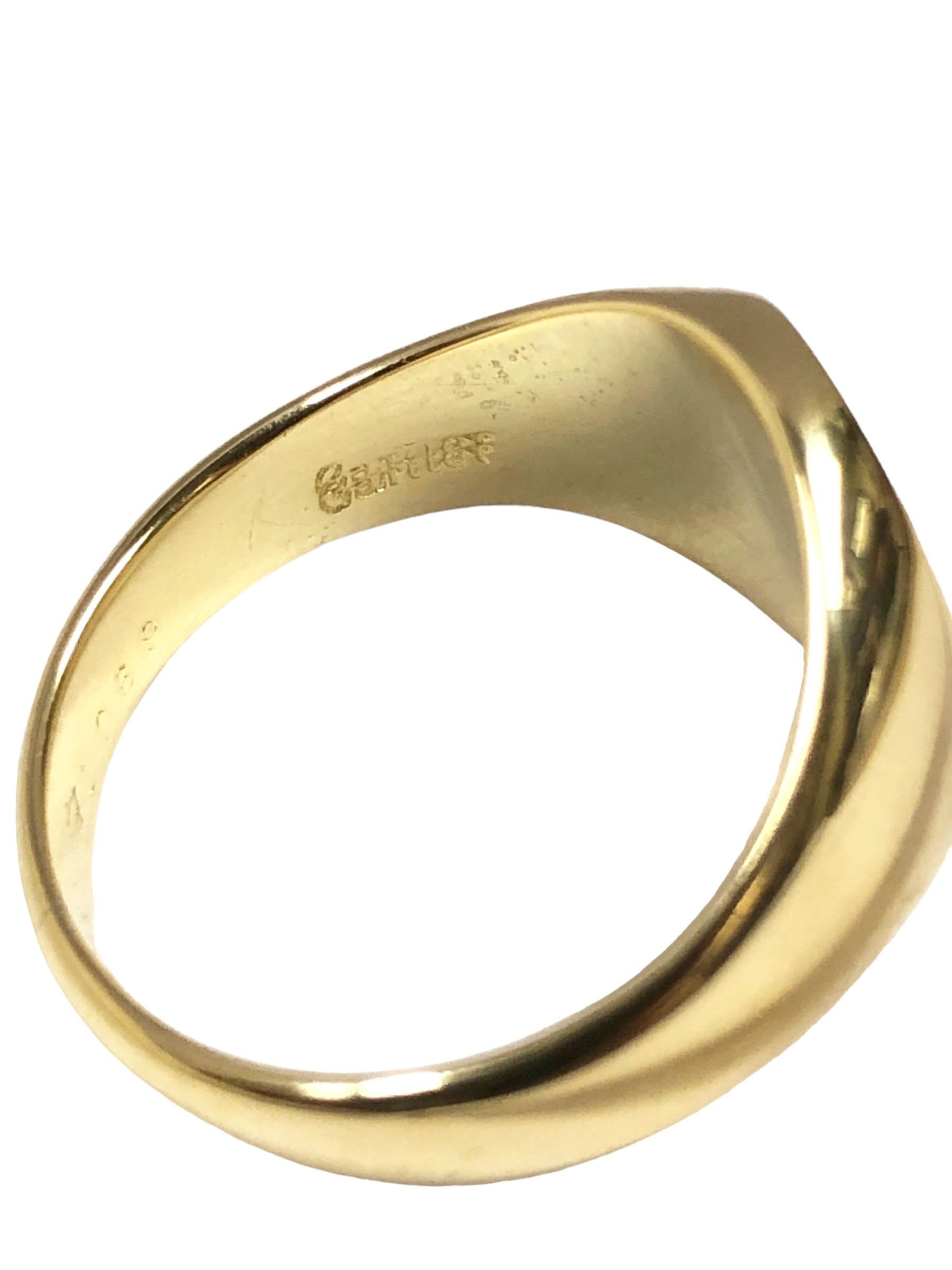 Women's or Men's Cartier Vintage Yellow Gold Signet Ring