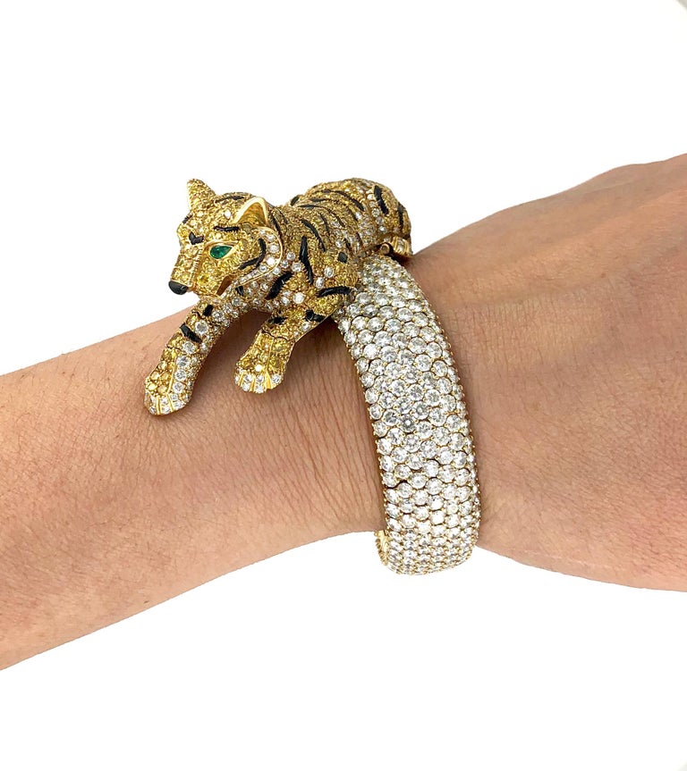 Cartier Vivid Yellow, White Diamond Panther Watch For Sale 1