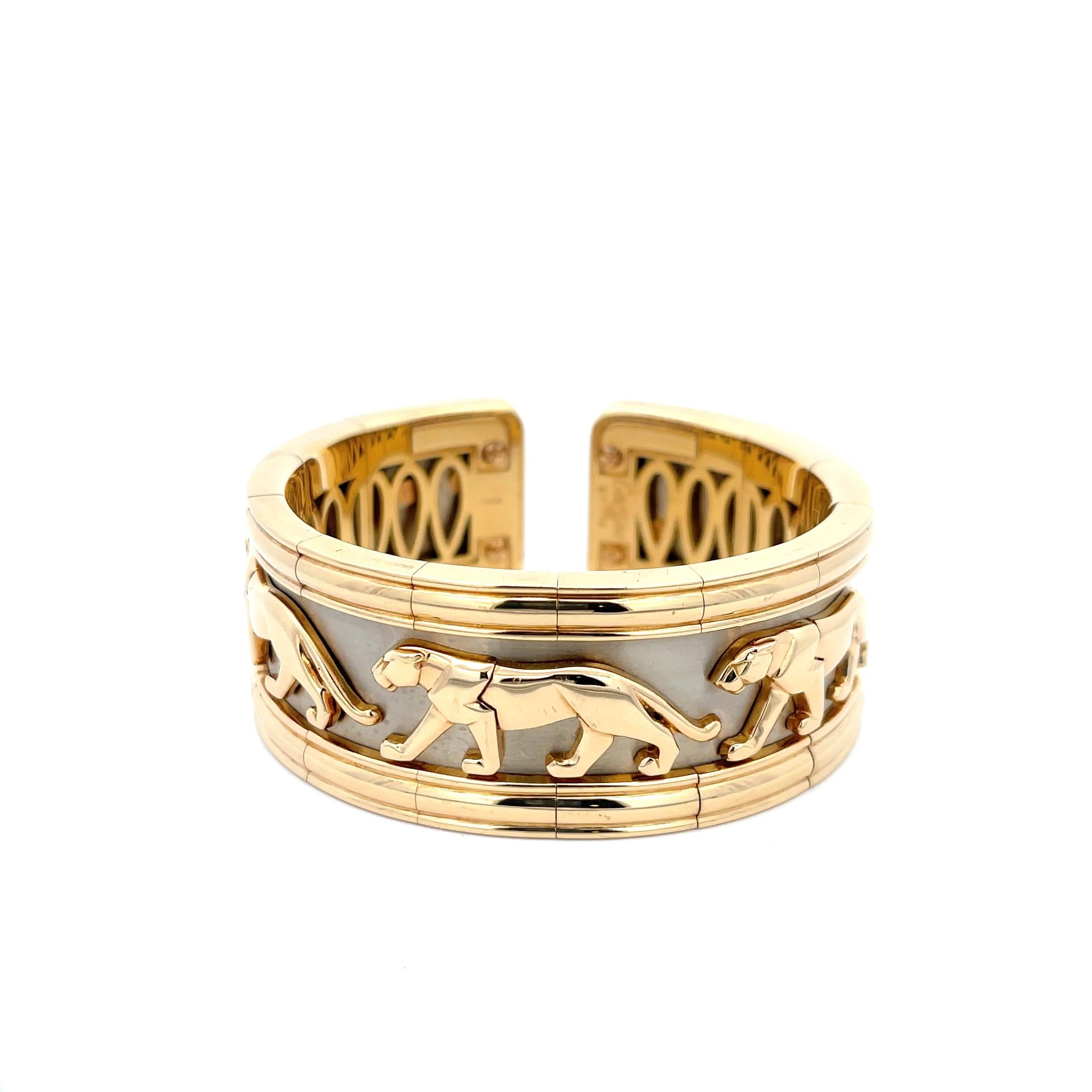 Cartier Panther-Manschettenknöpfe 18K Gold im Zustand „Hervorragend“ in Dallas, TX