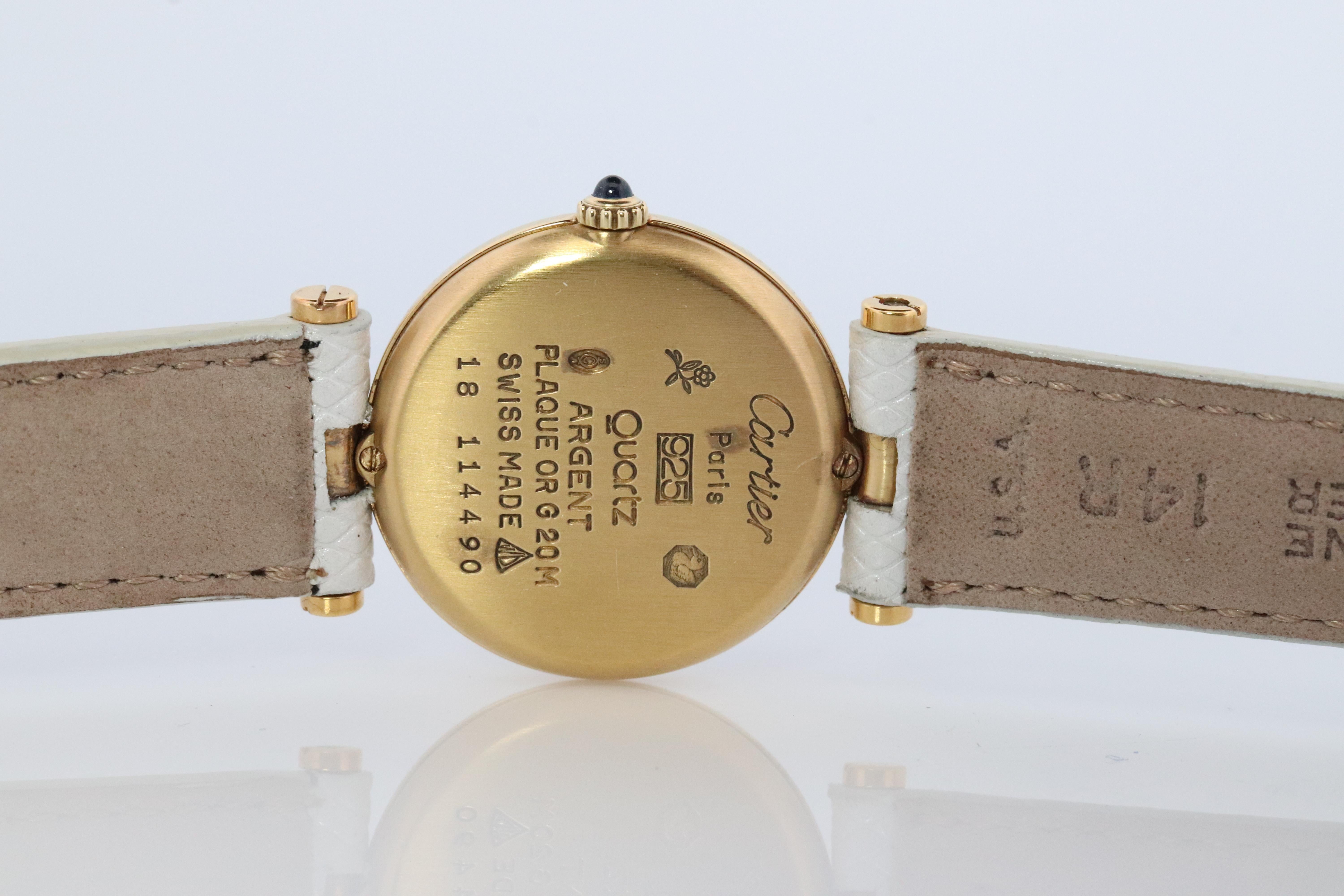 Cartier Uhr. Must de Cartier Vendome Rundes Argent Vermeil 24-mm-Zifferblatt. Damen