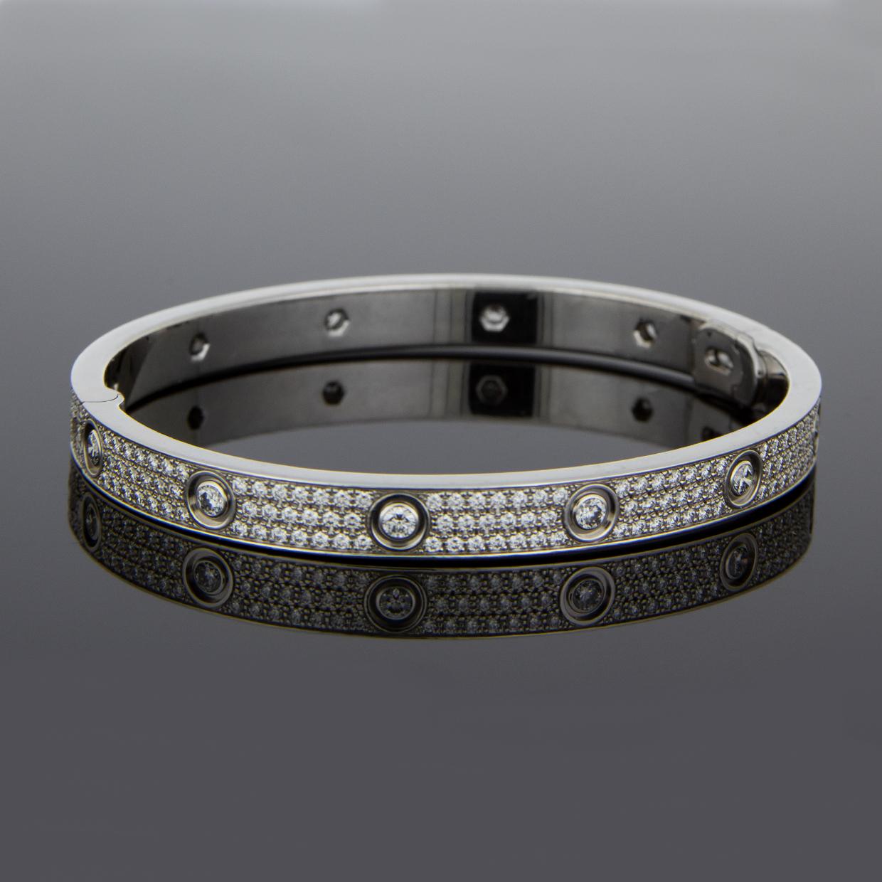 Round Cut Cartier White Gold 3.15 Carat Round Diamond Bangle Bracelets